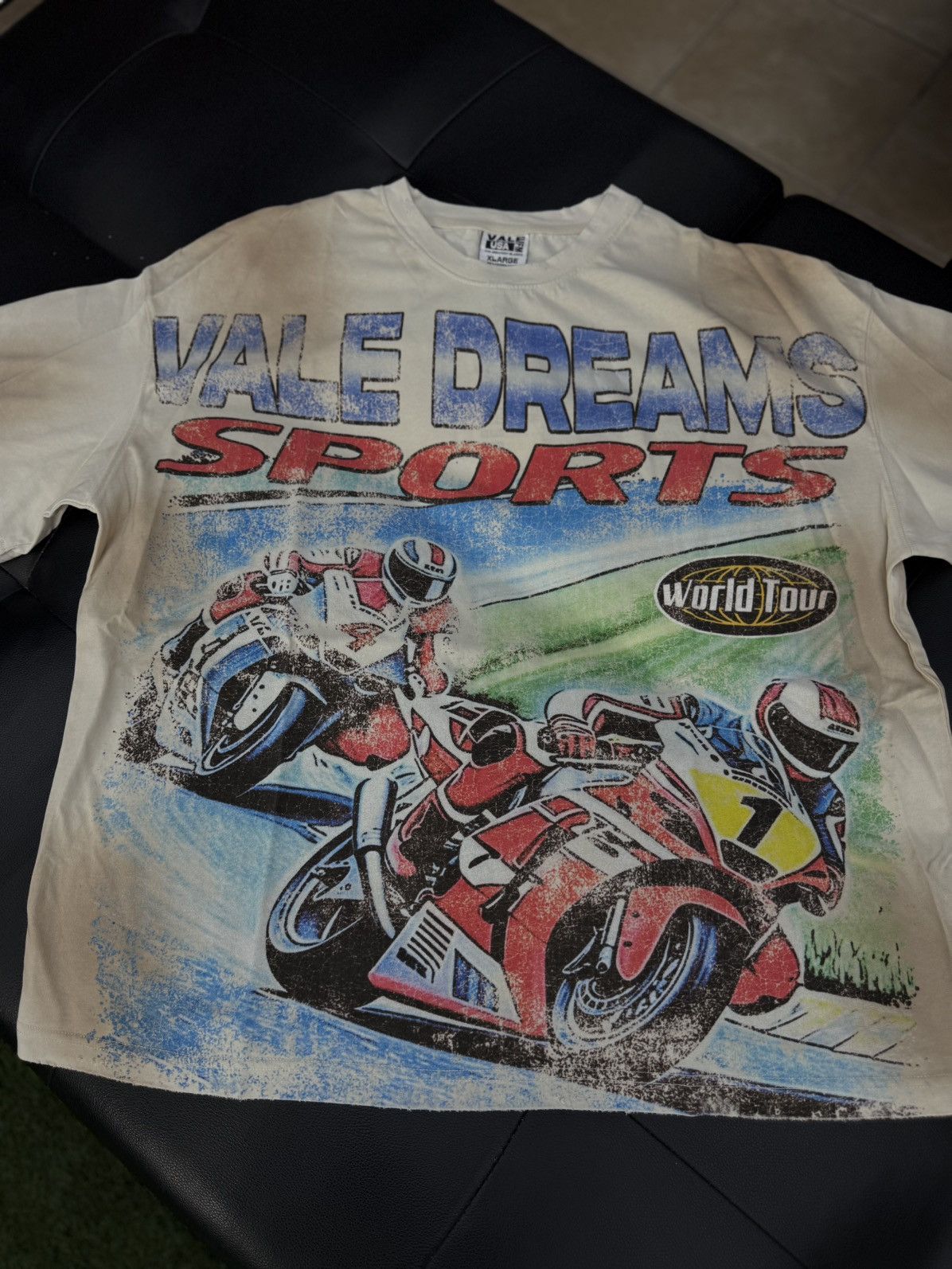 Vale Valley White World Tour Racing Tee Size XL (NEW) Size US XL / EU 56 / 4 - 4 Thumbnail
