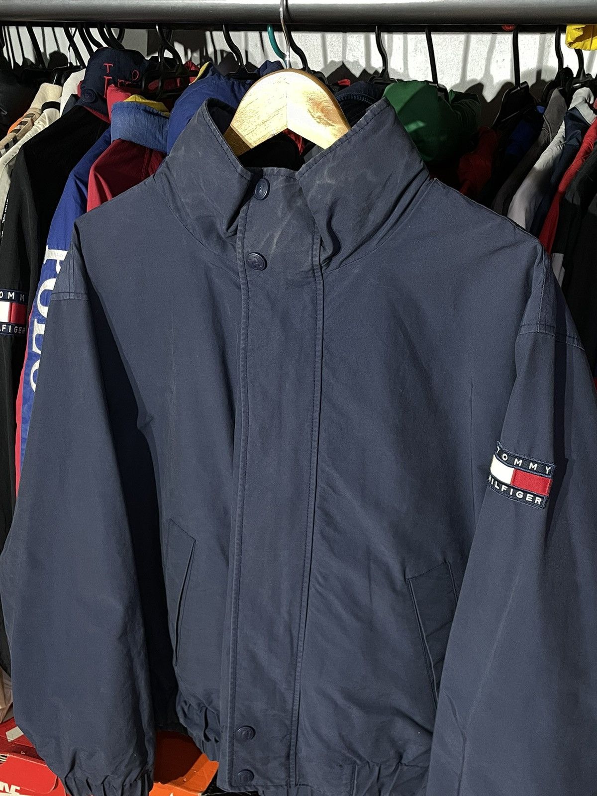 Japanese Brand × Tommy Hilfiger × Vintage Jacket Tommy Hilfiger Big Flag 90’s Vintage Reversible Size US M / EU 48-50 / 2 - 19 Thumbnail