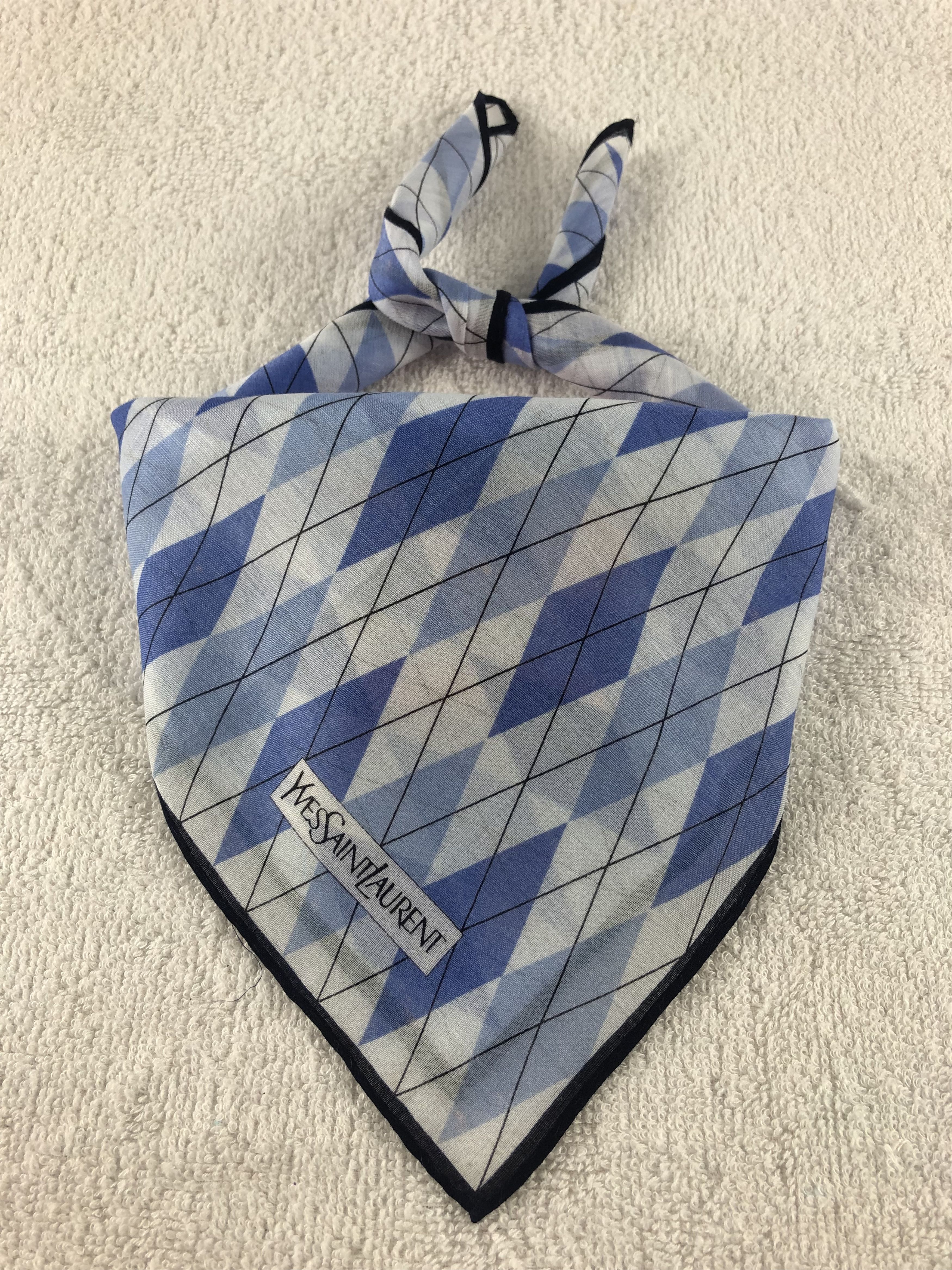 Yves Saint Laurent Yves Saint Laurent Handkerchief / Bandana / Neckerchief Size ONE SIZE - 1 Thumbnail