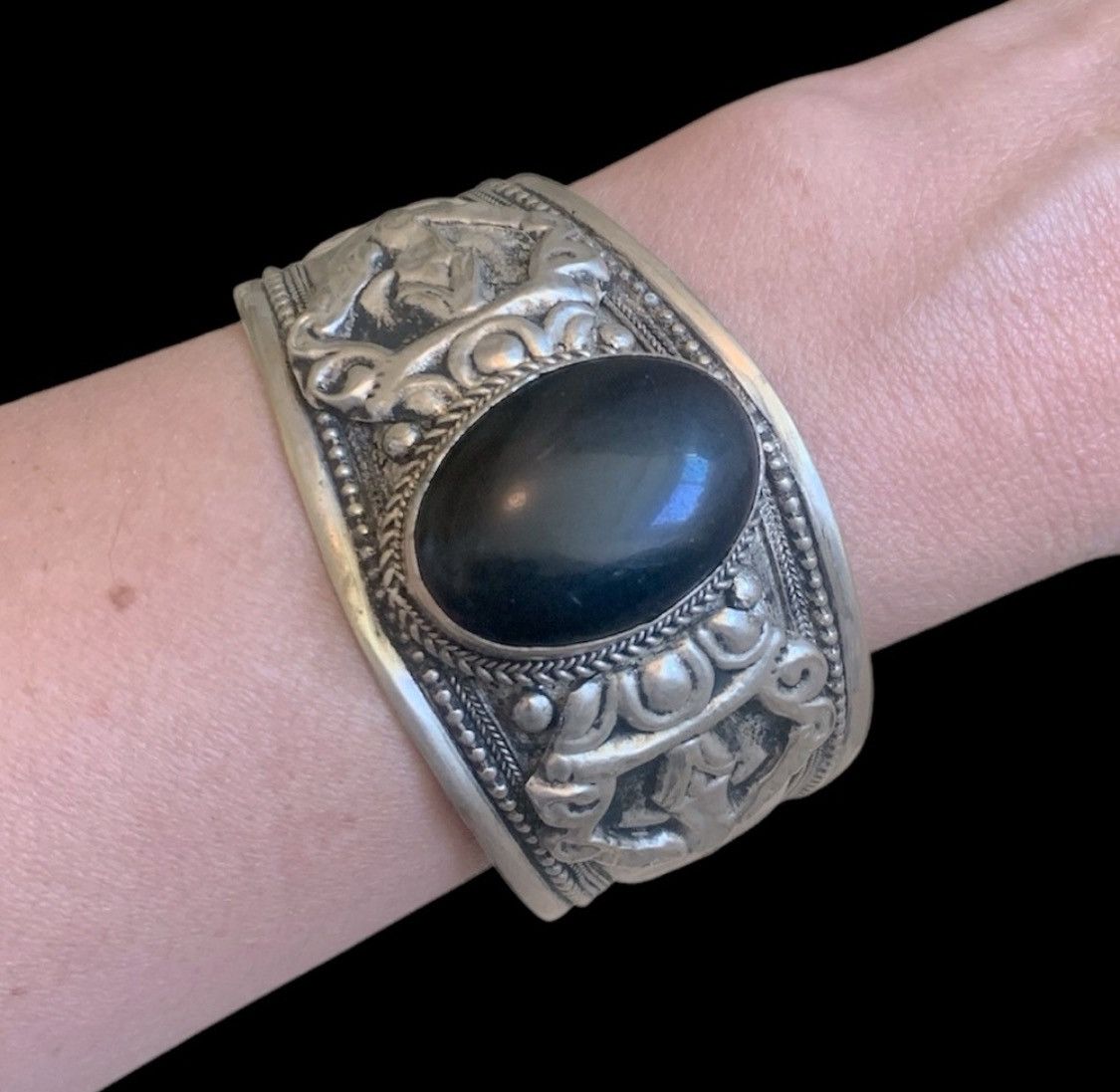 Black Onyx Spanish Cuff Bracelet