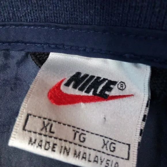 Nike × Vintage Vintage Nike Spell Out Pullover Windbreaker Jacket Back Hit Size US XL / EU 56 / 4 - 3 Thumbnail