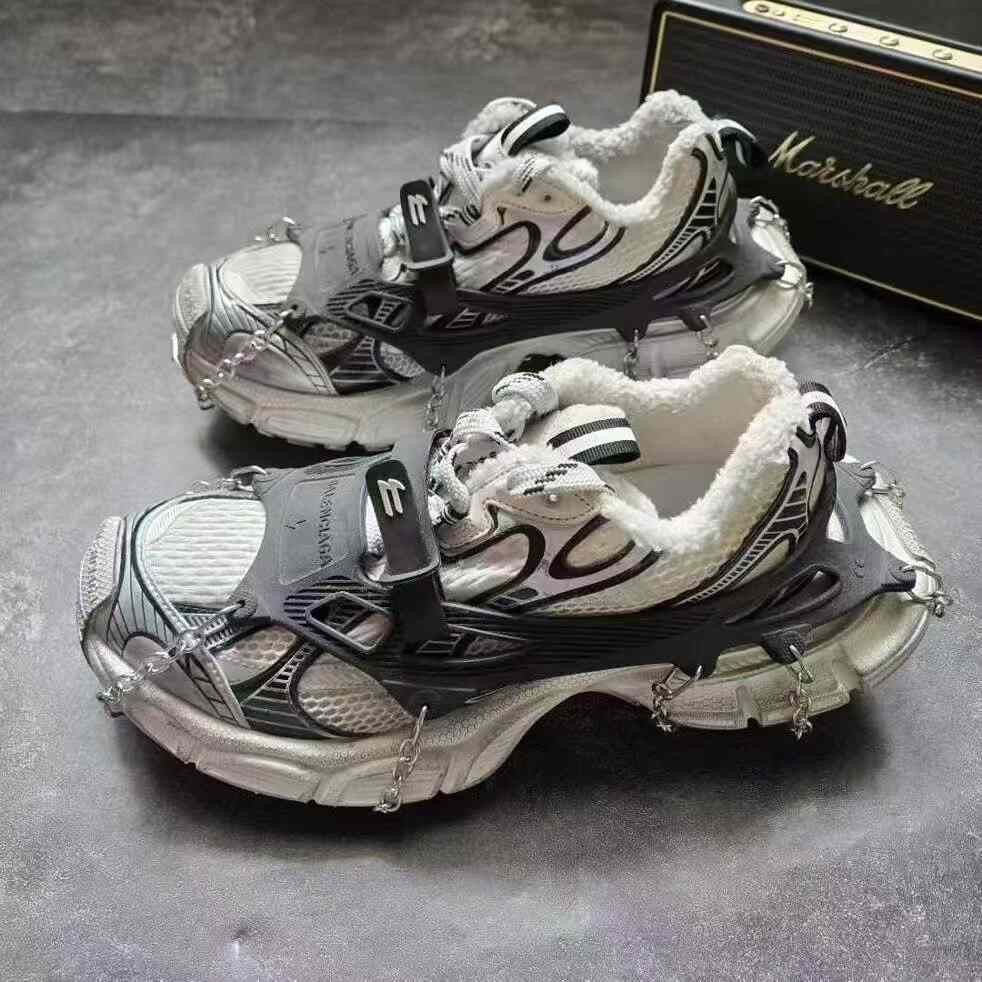 Balenciaga Balenciaga Thermal Lowtop Sneakers XXXL Men Size US 10 / EU 43 - 1 Thumbnail