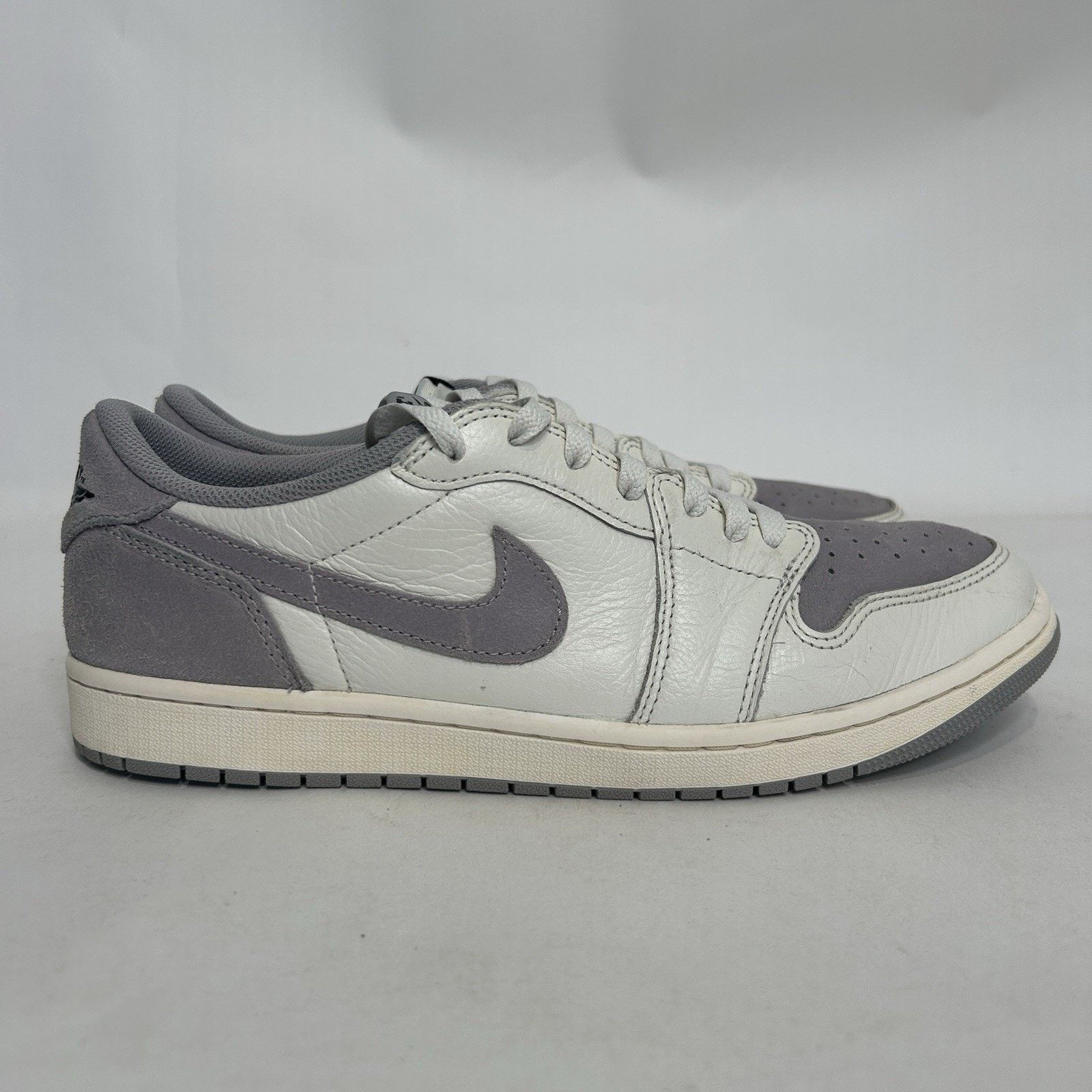 Jordan Brand Nike Air Jordan 1 Retro OG Low “Atmosphere Grey” CZ0790-101 Size US 11.5 / EU 44-45 - 4 Thumbnail