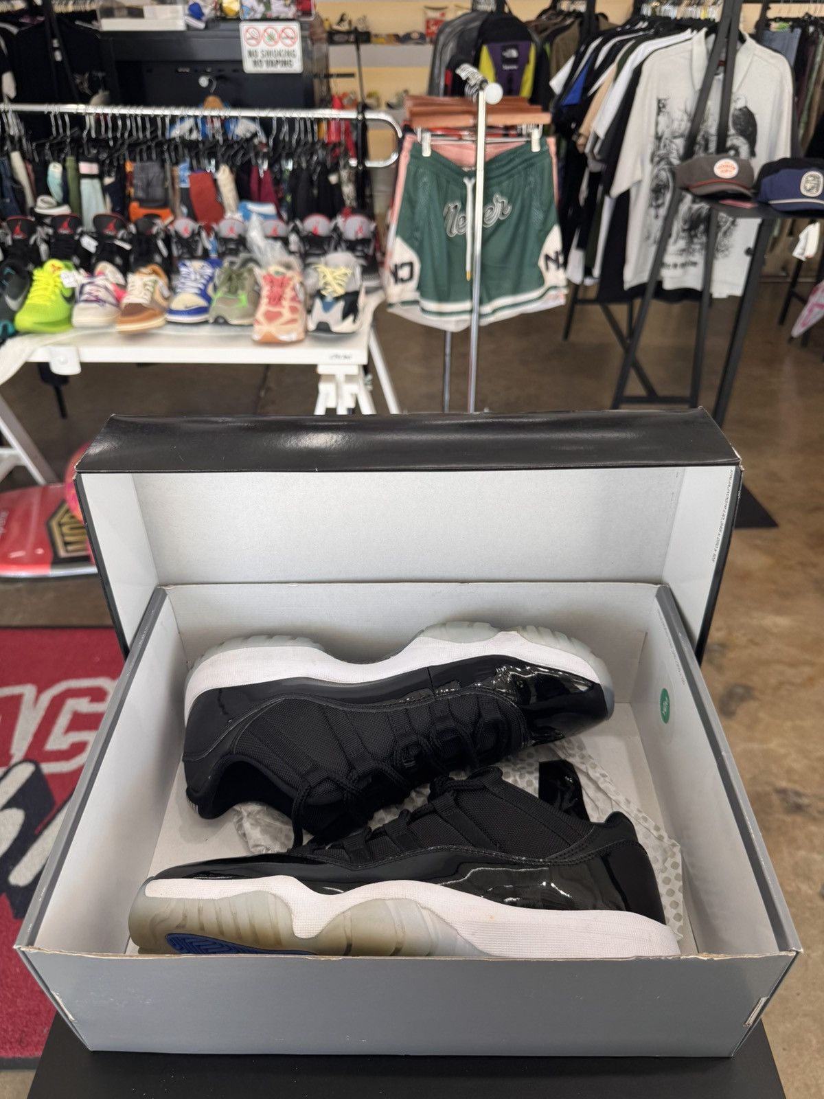 Jordan Brand Air Jordan 11 Low Space Jam Size 10 (2024) Size US 10 / EU 43 - 10 Thumbnail