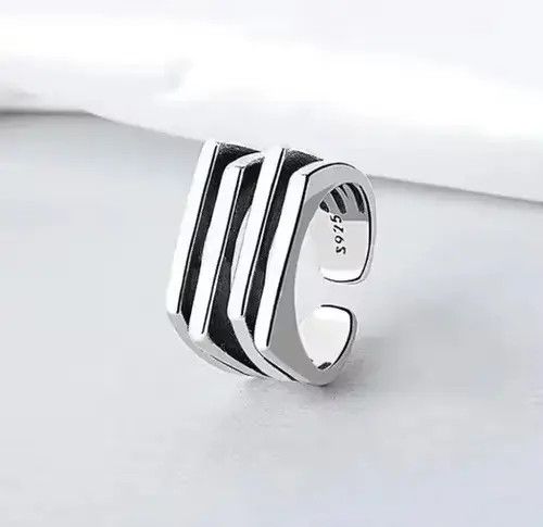 Jewelry × Vintage Streetwear Vintage Geometric Ring Size ONE SIZE - 1 Thumbnail
