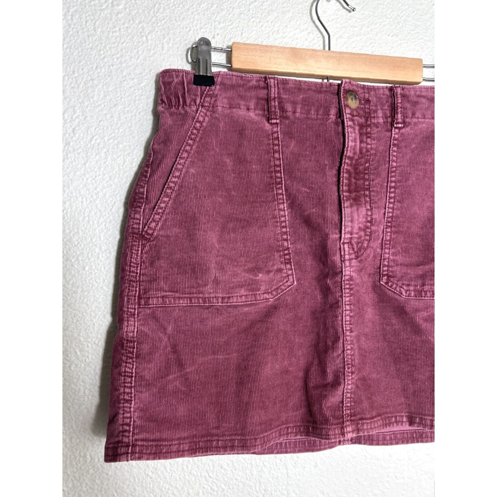 American Eagle Outfitters VINTAGE American Eagle Skirt Women 8 Corduroy Rose A-Line Short Stretch 32X16 Pink Size 30" / US 8 / IT 44 - 2 Thumbnail