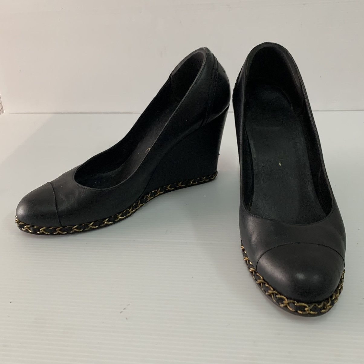 Chanel Chanel Black Leather Wedges Shoes Size US 7.5 / IT 37.5 - 4 Thumbnail