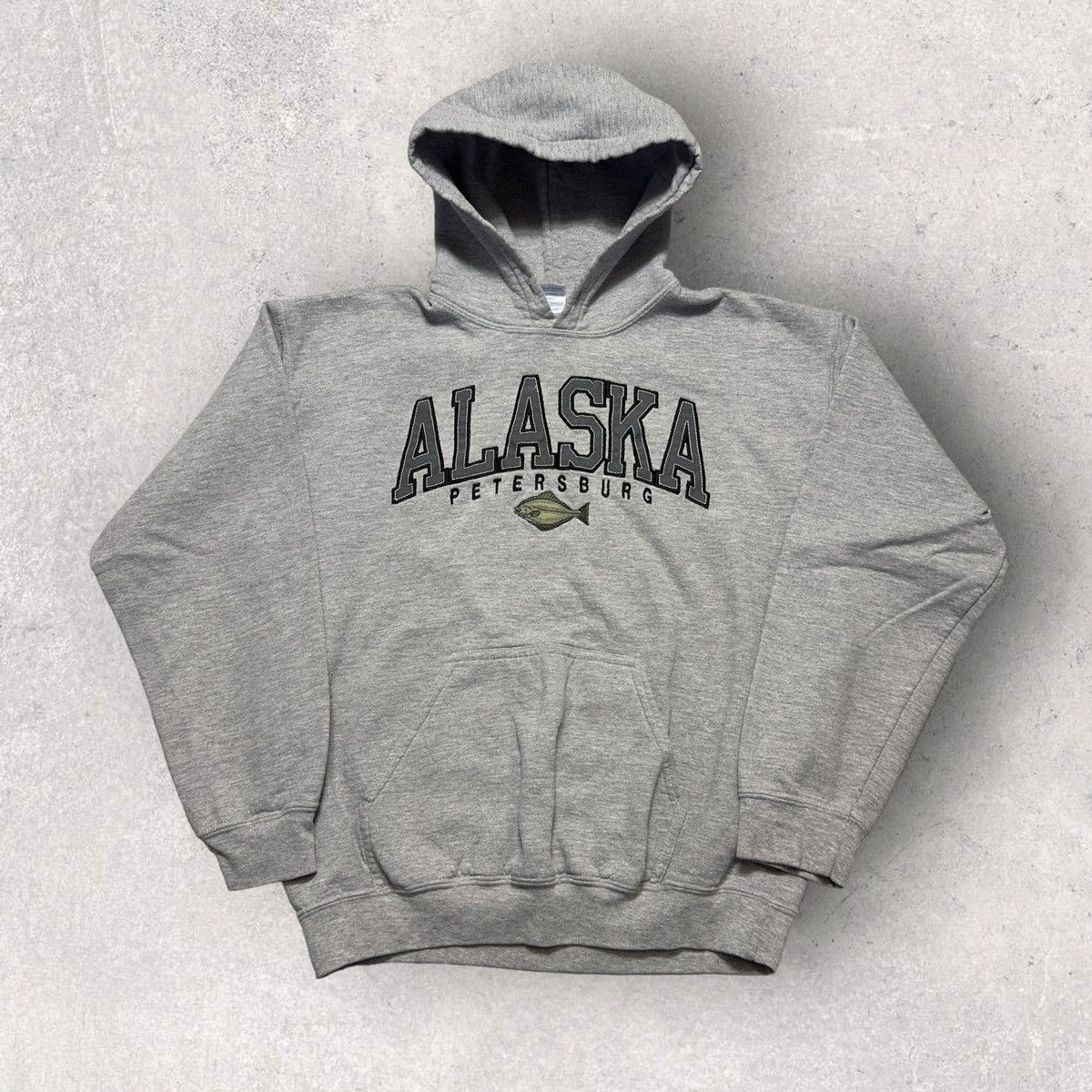 Gildan Petersburg Alaska hoodie Size US M / EU 48-50 / 2 - 1 Thumbnail