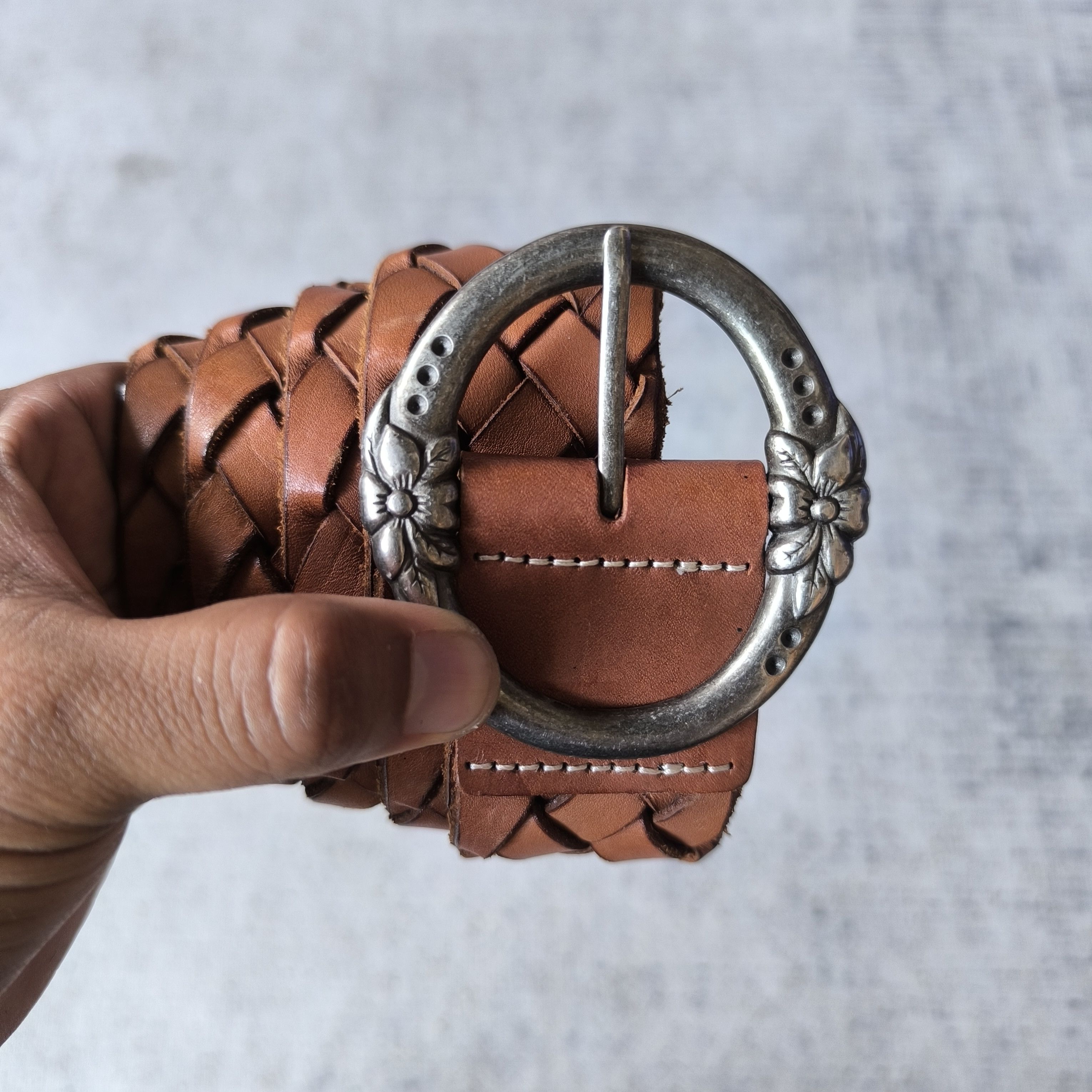 PPFM 🧵Garrison flower japanese crafted leather belt Size ONE SIZE - 3 Thumbnail