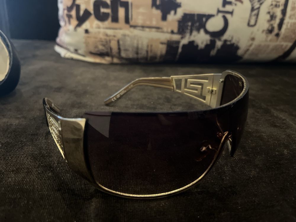 Versace Vintage Versace 6049 Mask Sunglasses Size ONE SIZE - 3 Thumbnail