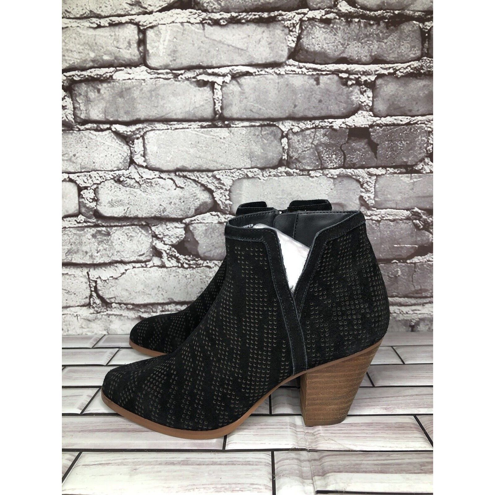 Other Violet & Red Jensen Black Suede Perforated Ankle Boots Block Size US 6 / IT 36 - 16 Thumbnail