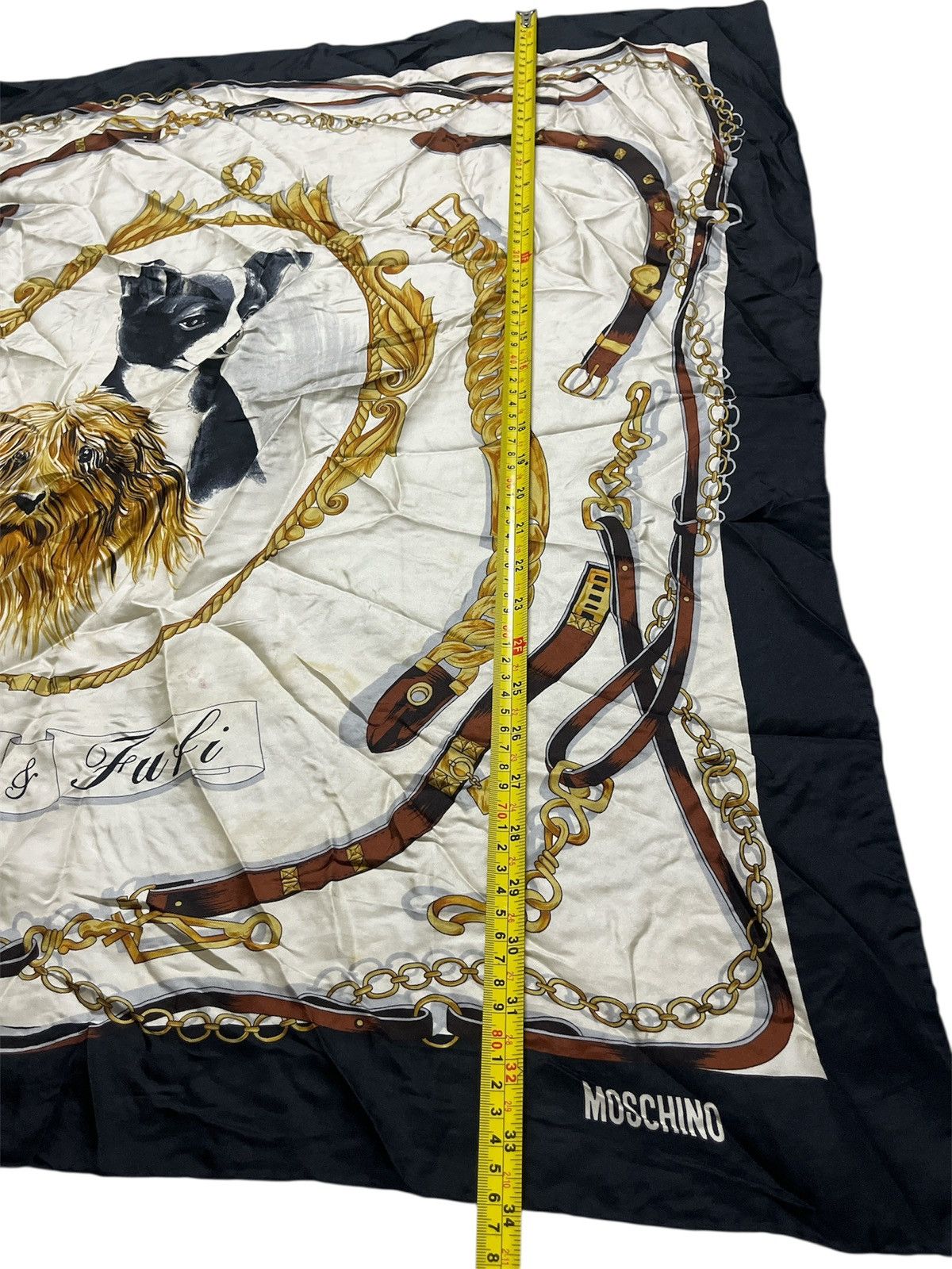 Moschino Moschino silk scarf featuring "Lila & Fufi" dog graphic Size ONE SIZE - 4 Thumbnail