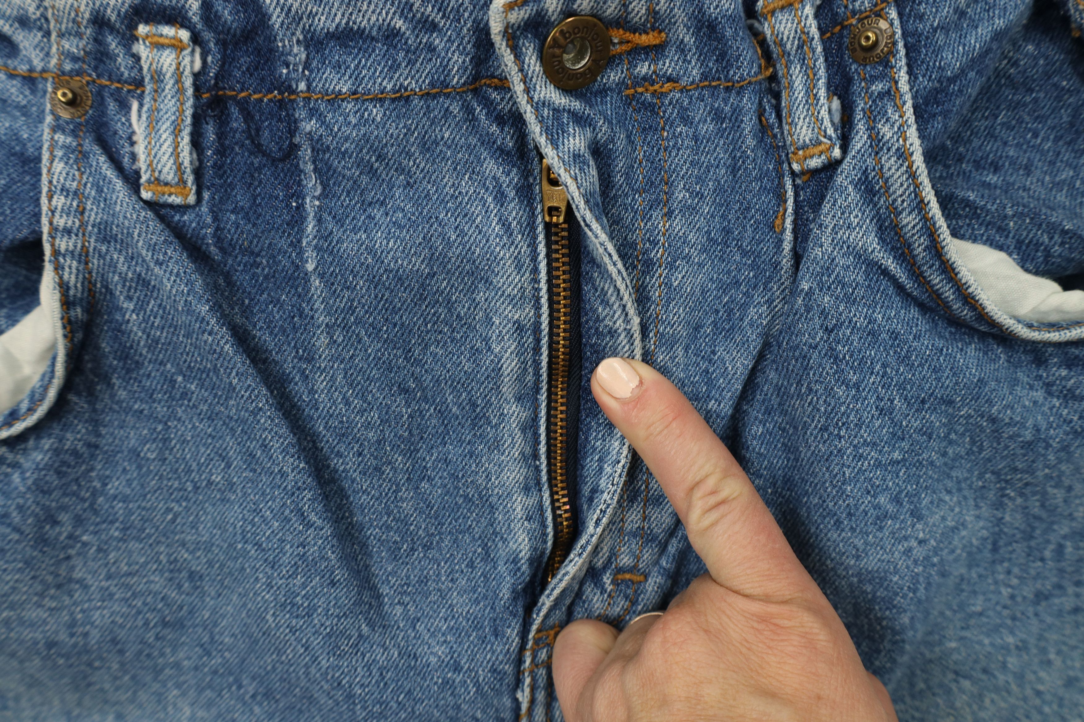 Vintage Vintage 90s Streetwear Tapered Leg Denim Jeans Blue Cotton Size 27" / US 4 / IT 40 - 9 Thumbnail