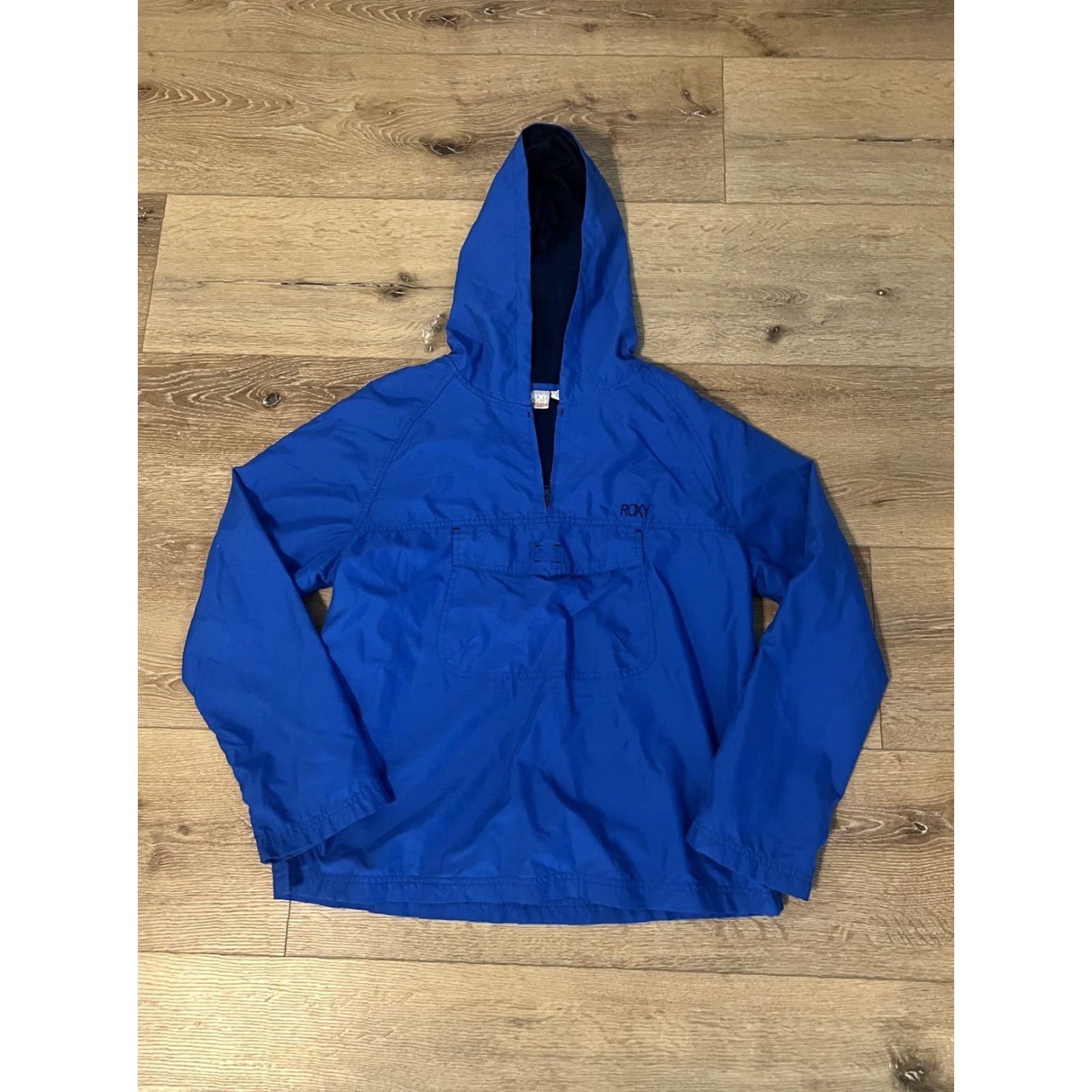 Vintage VINTAGE ROXY Windbreaker Jacket Womens Blue L Size Large Windbreaker Softshell Polyester Jacket Women Blue Vintage ROXY Windbreaker Jacket L Womens Size L / US 10 / IT 46 - 2 Thumbnail