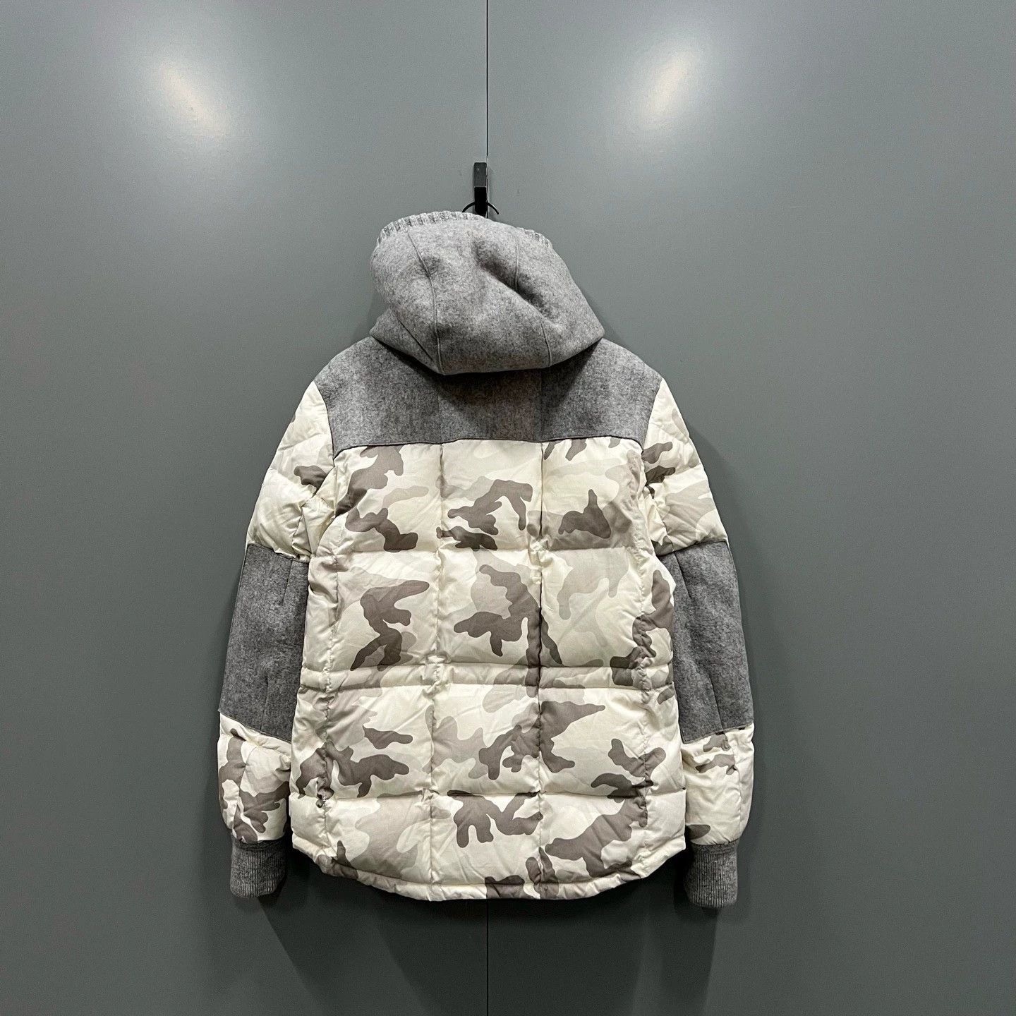 Moncler Moncler Beaumont Camouflage Down Jacket Size US M / EU 48-50 / 2 - 2 Thumbnail