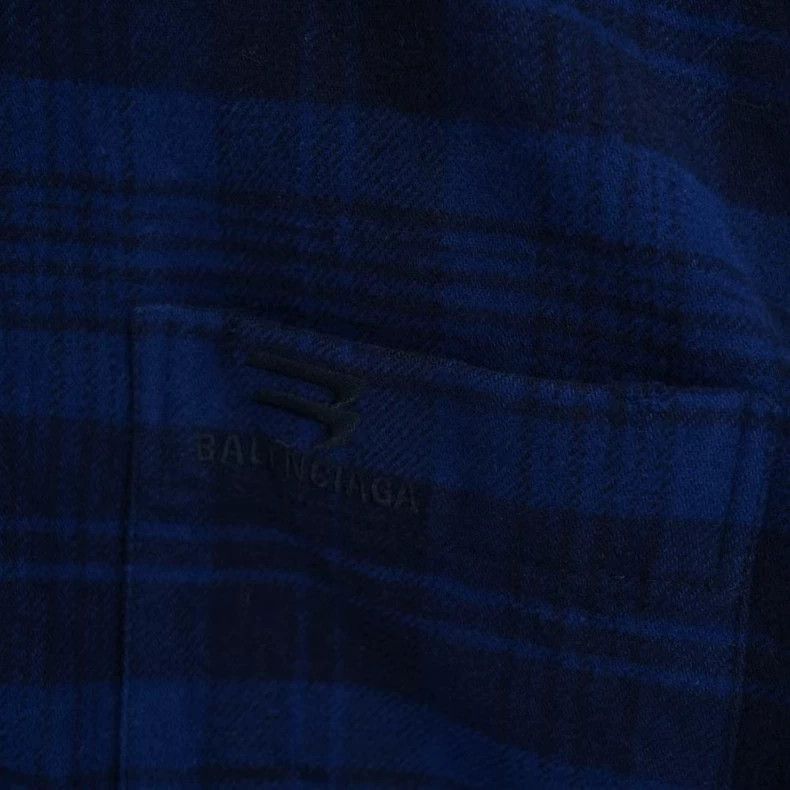 Balenciaga Balenciaga Balenciaga Plaid Embroidered Frayed Jacket Shir Size US M / EU 48-50 / 2 - 4 Thumbnail