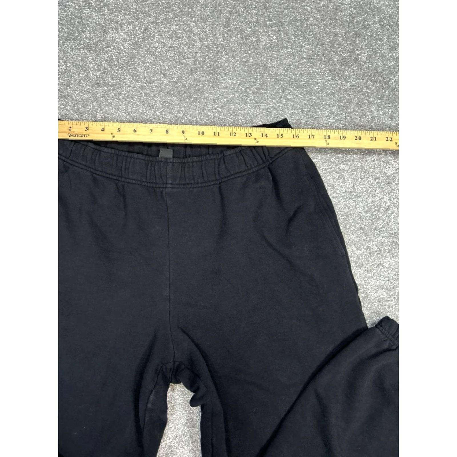 Athleta Athleta Sweatpants Mens Large Black Fleece Lined Cotton Stretch Tapered Leg Size US 33 - 6 Thumbnail