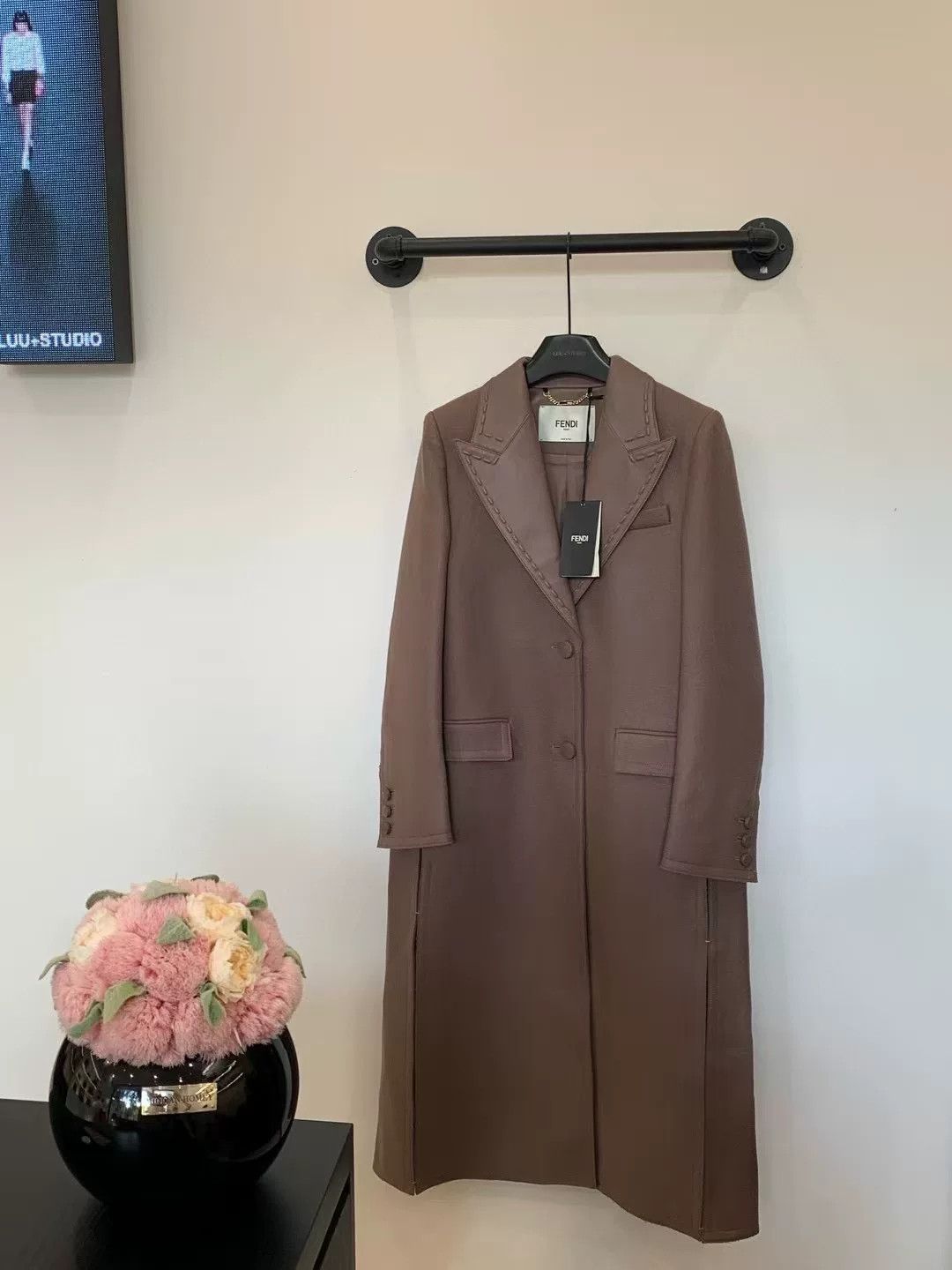 Fendi Fendi Long Wool Cashmere Coat Size US S / EU 44-46 / 1 - 1 Thumbnail
