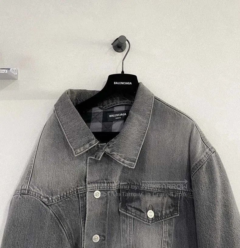 Balenciaga Balenciaga Asymmetric Denim Jacket. Size US XS / EU 42 / 0 - 3 Thumbnail