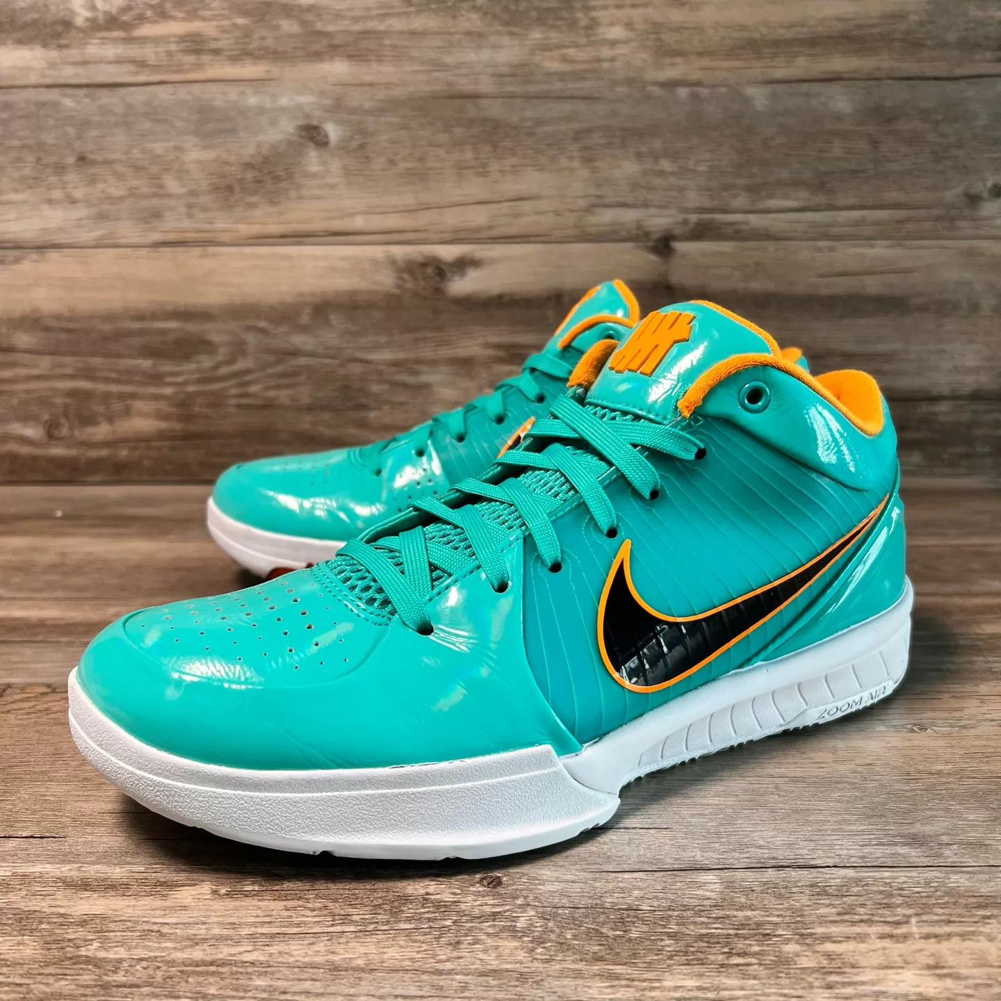 Nike Undefeated x Nike Zoom Kobe 4 Lake Green CQ3869-300 42 97New Size US 8.5 / EU 41-42 - 1 Thumbnail