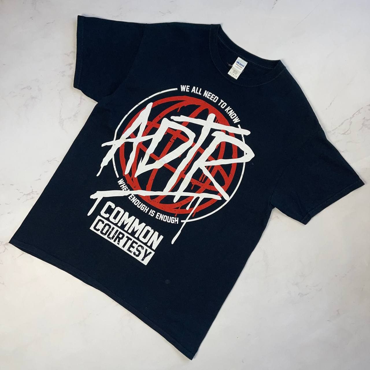 Vintage Vintage A Day To Remember Common Courtesy Rock Band T-Shirt Size US L / EU 52-54 / 3 - 2 Thumbnail