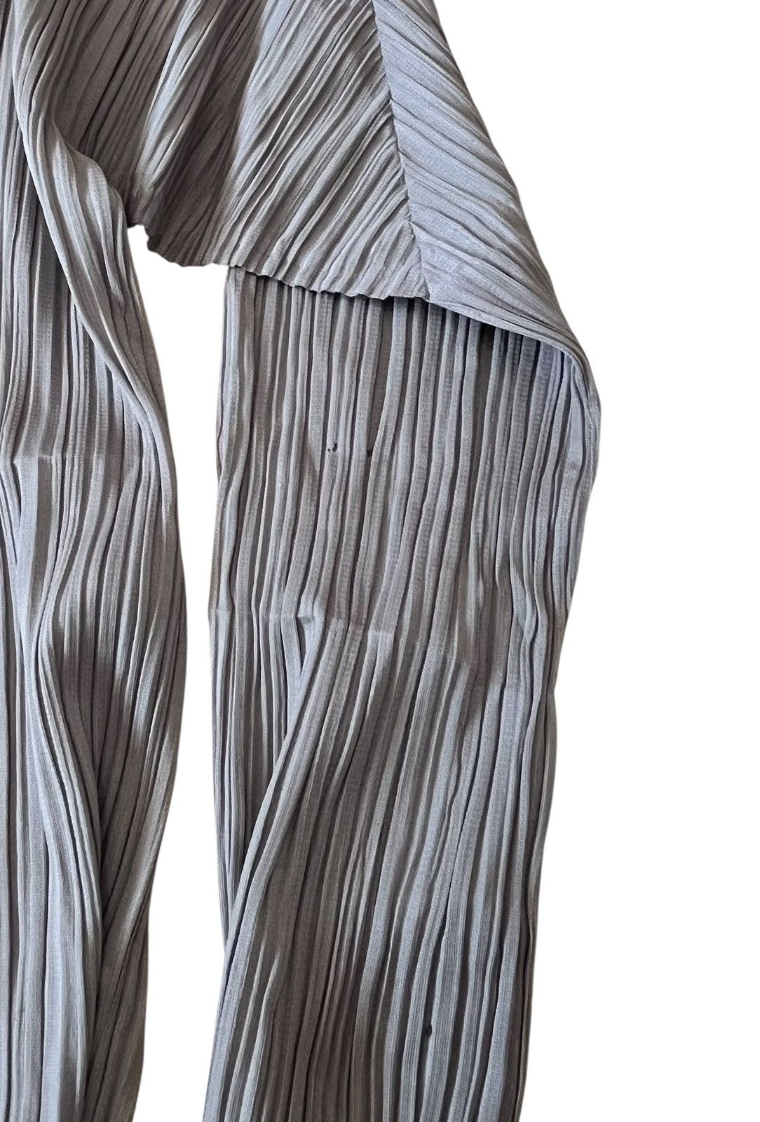 Issey Miyake Vintage Issey miyake pleated grey longsleeve Size M / US 6-8 / IT 42-44 - 3 Thumbnail