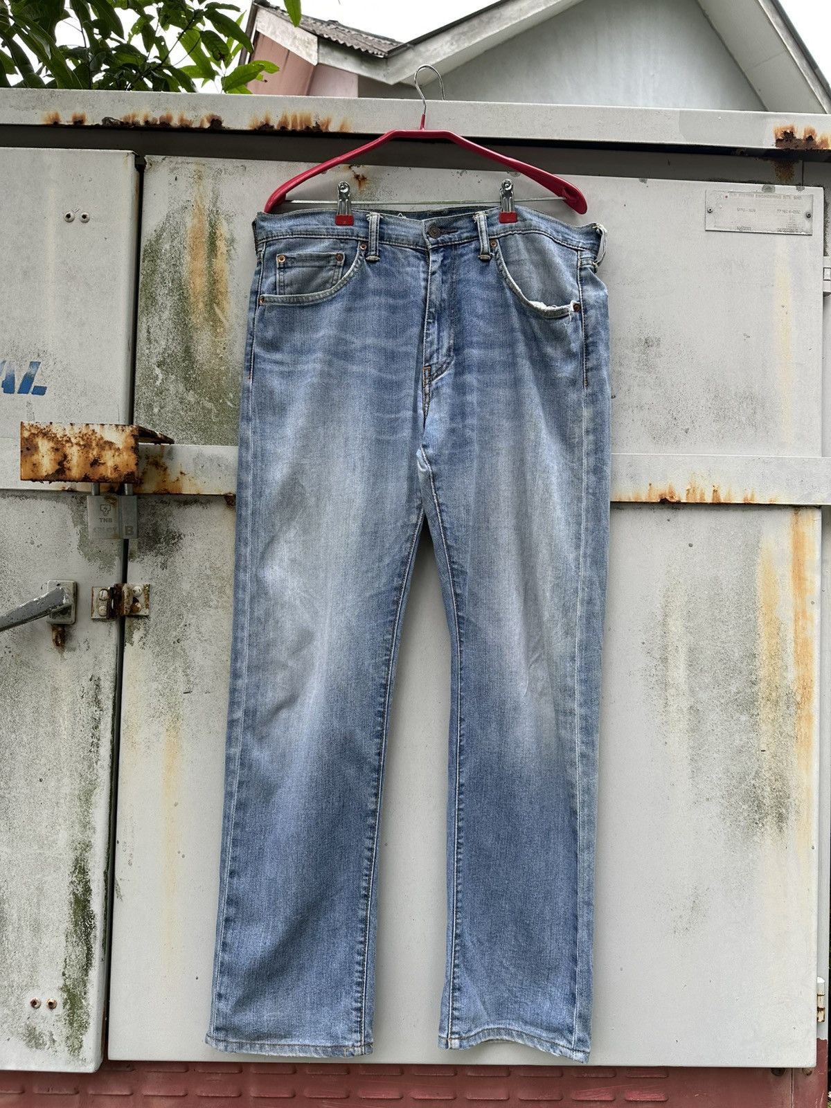 Levi's Vintage Clothing 👹Vintage Levis 505 THRASHED Pocket Baggy Jeans Size US 34 / EU 50 - 4 Thumbnail