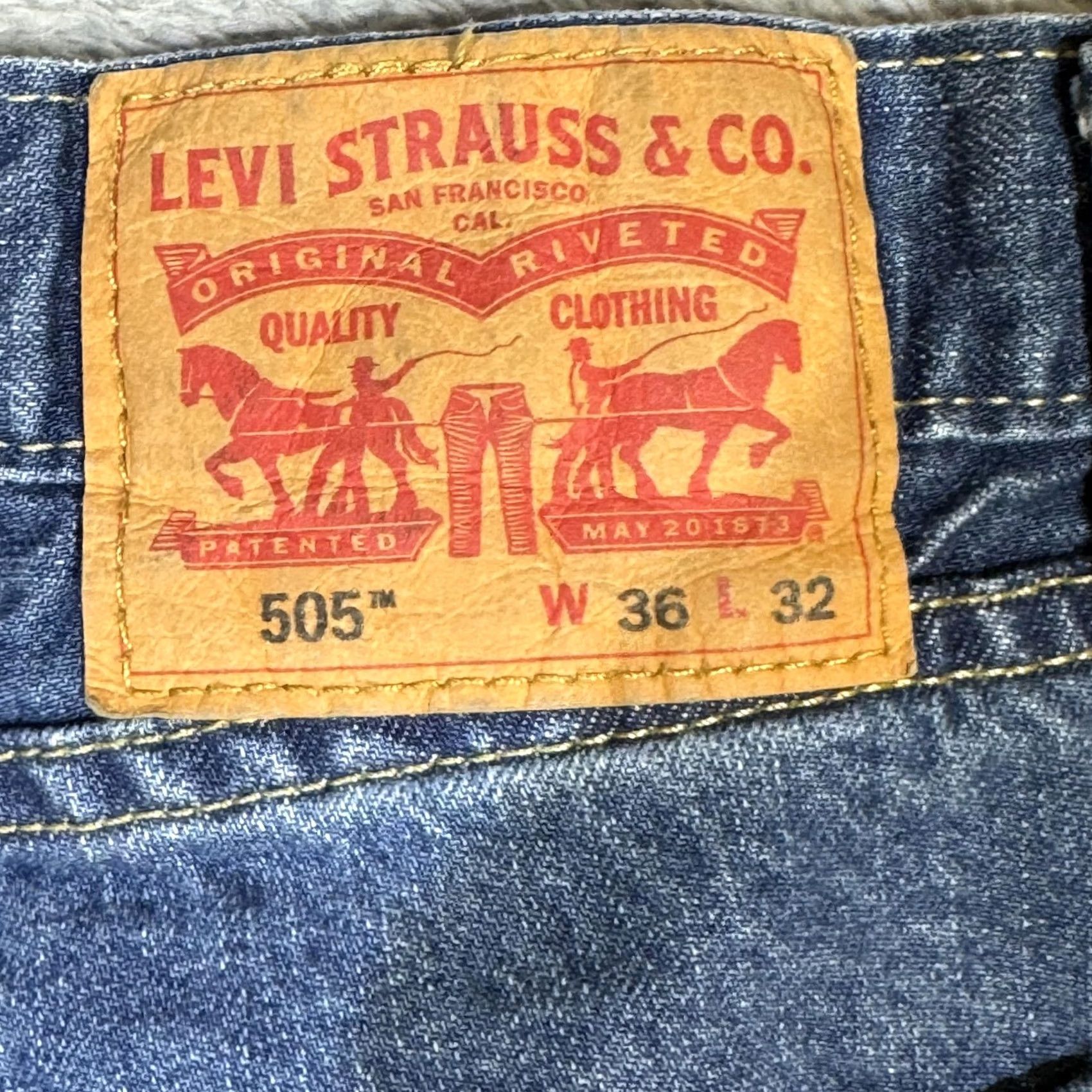 Levi's VINTAGE Levis 505 Jeans Mens 36x32 Blue Straight Leg Denim Zip Fly Regular Fit Size US 36 / EU 52 - 3 Thumbnail