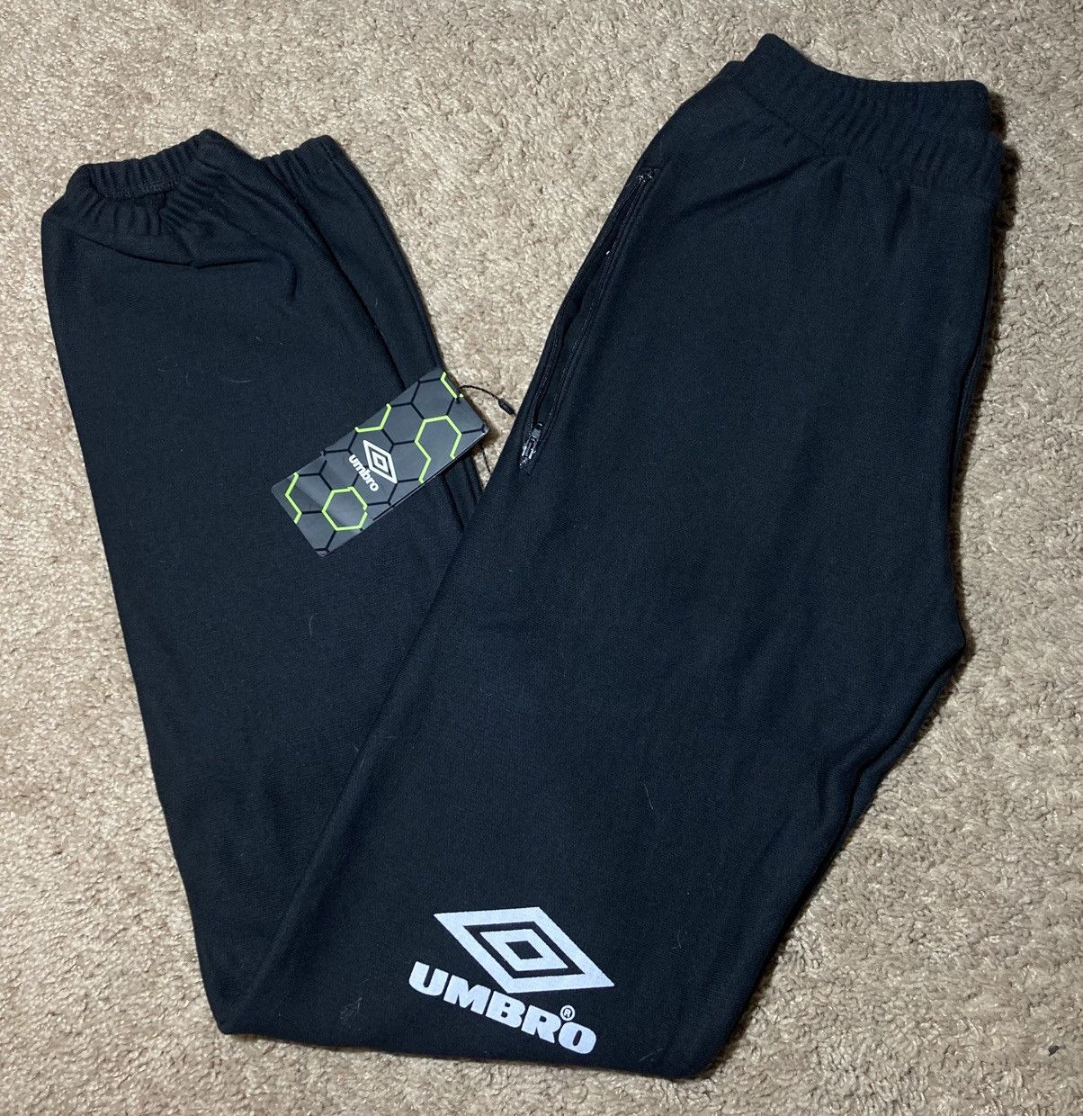 Vetements SS18 Vetements Umbro Logo Sweatpants Small 2018 Demna Sport Size US 30 / EU 46 - 1 Thumbnail