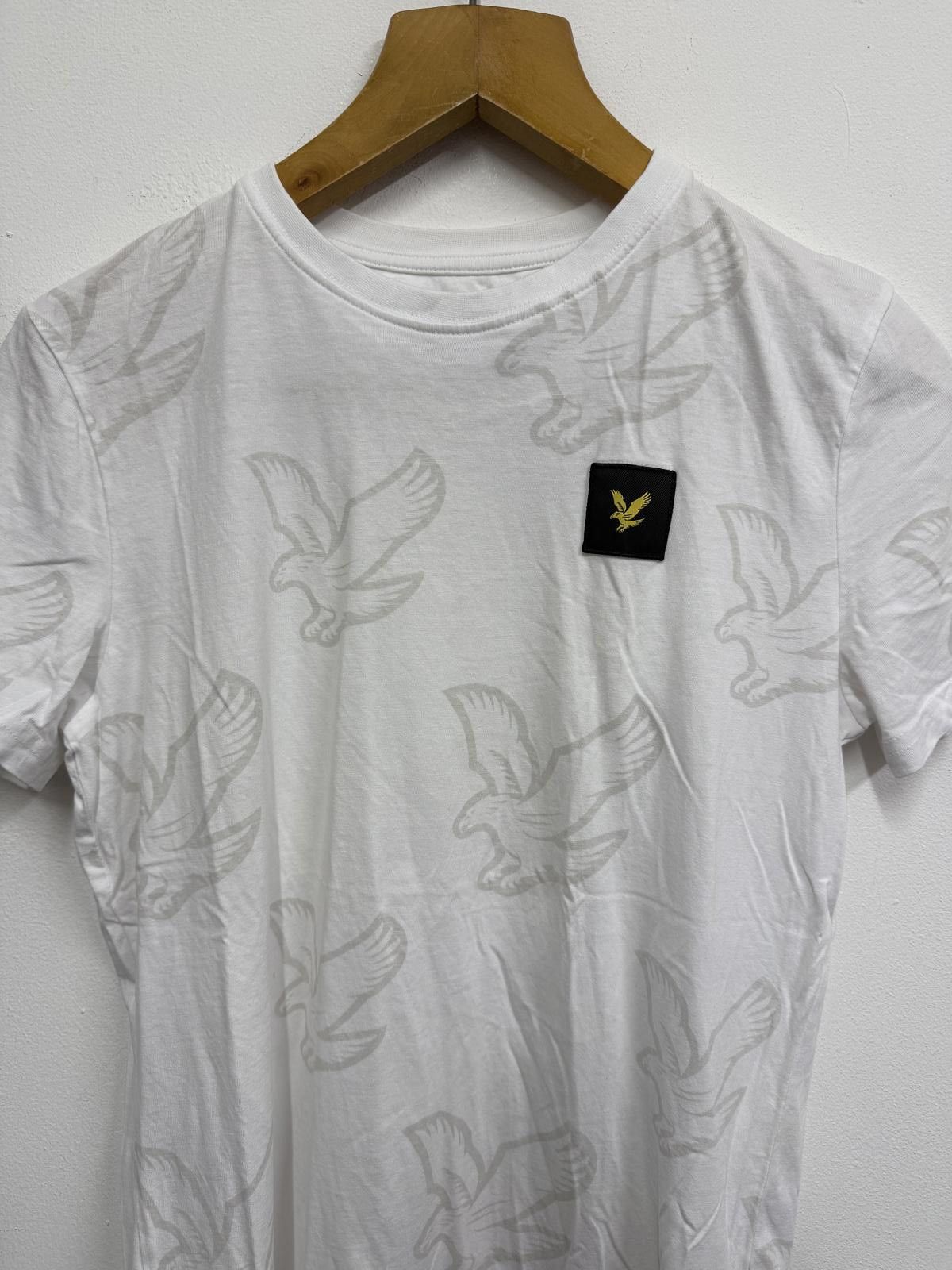 Lyle & Scott Lyle & Scott Children’s White Eagle Print T-Shirt Size US XXS / EU 40 - 3 Thumbnail