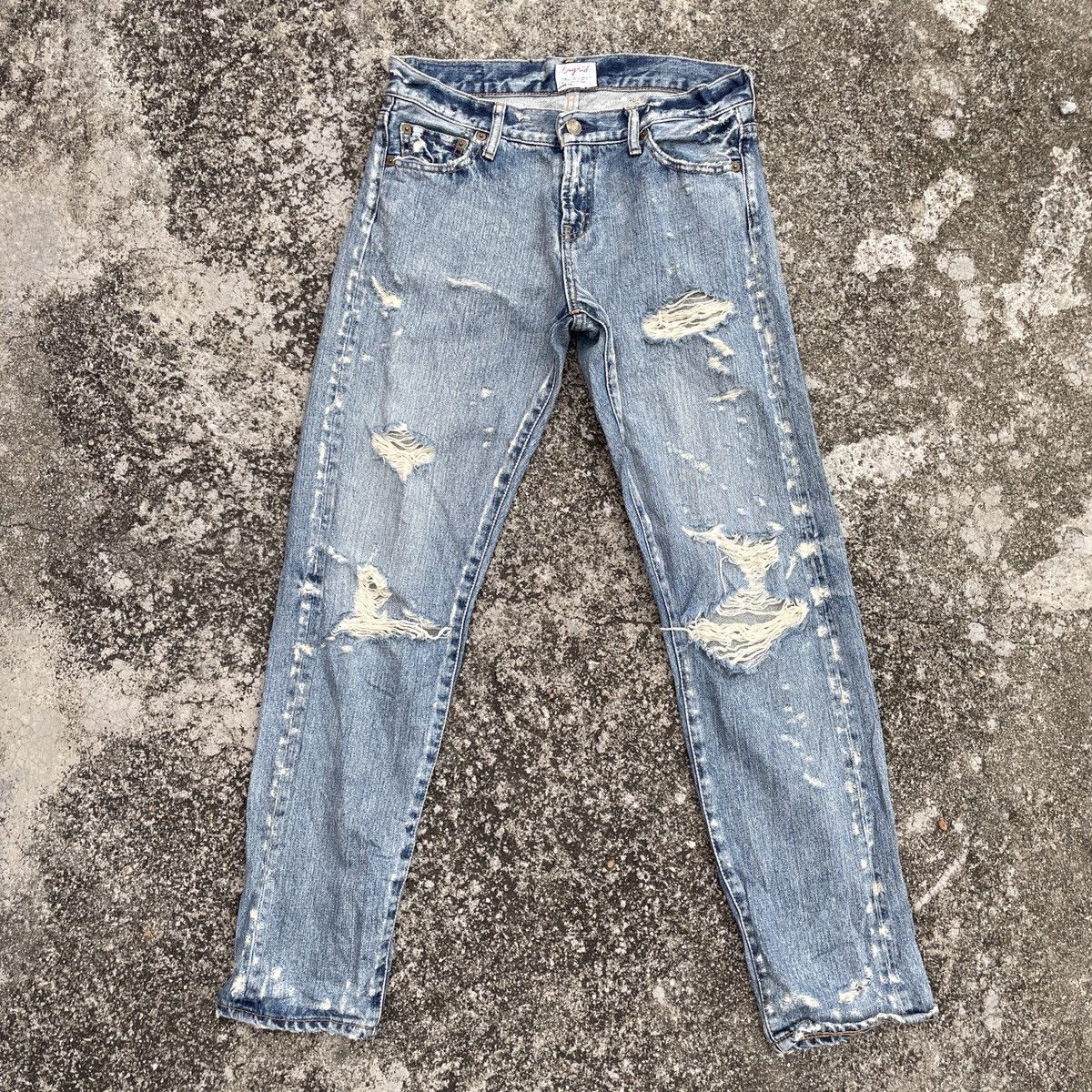 Japanese Brand Vintage Ungrid Distressed Denim Jeans Size 30" / US 8 / IT 44 - 1 Thumbnail