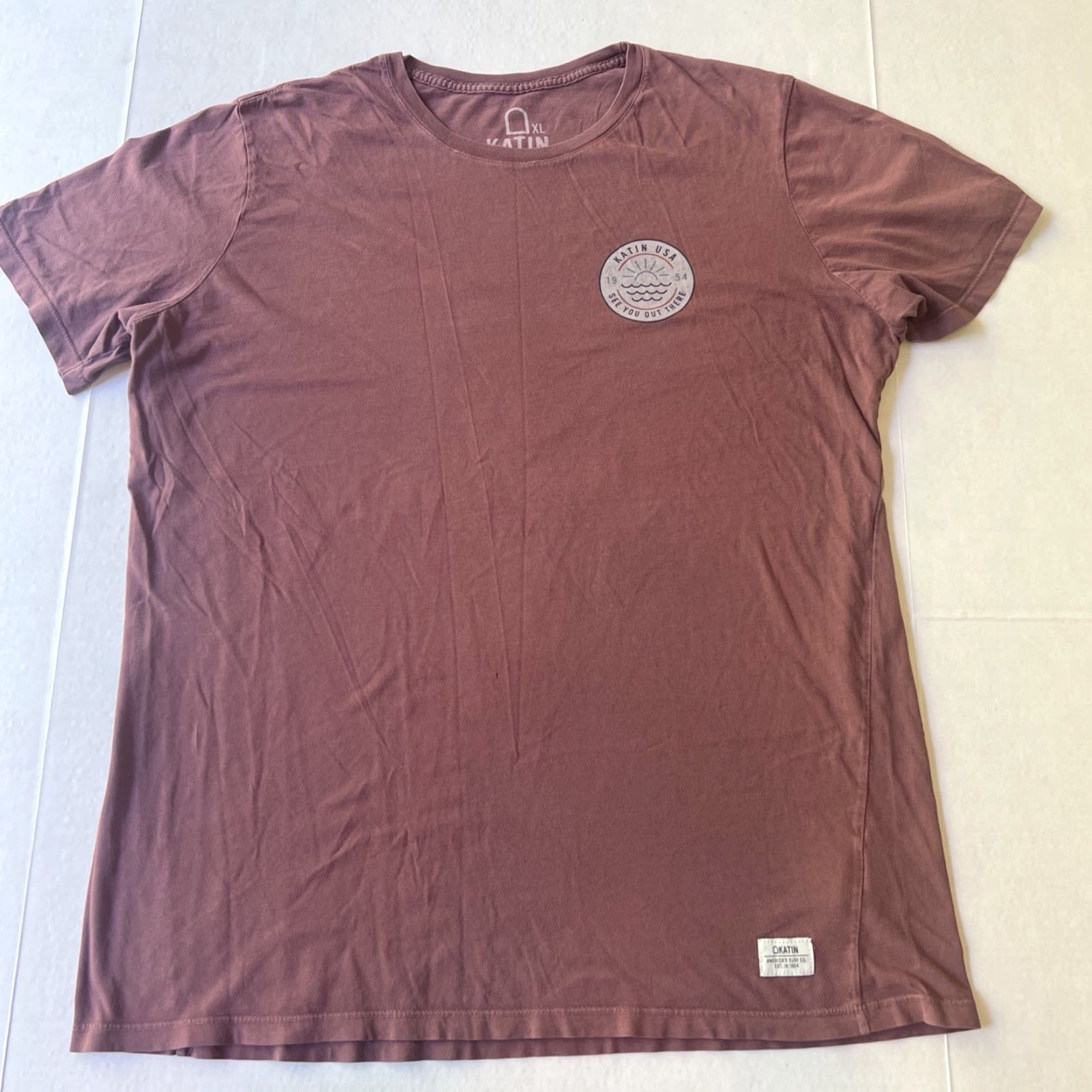 Katin Kanvas By Katin Shirt XL Pink Red Surfer Sun Waves Vintage Limited Edition Graphic Print Crew Neck Tee Men Size US XL / EU 56 / 4 - 3 Thumbnail