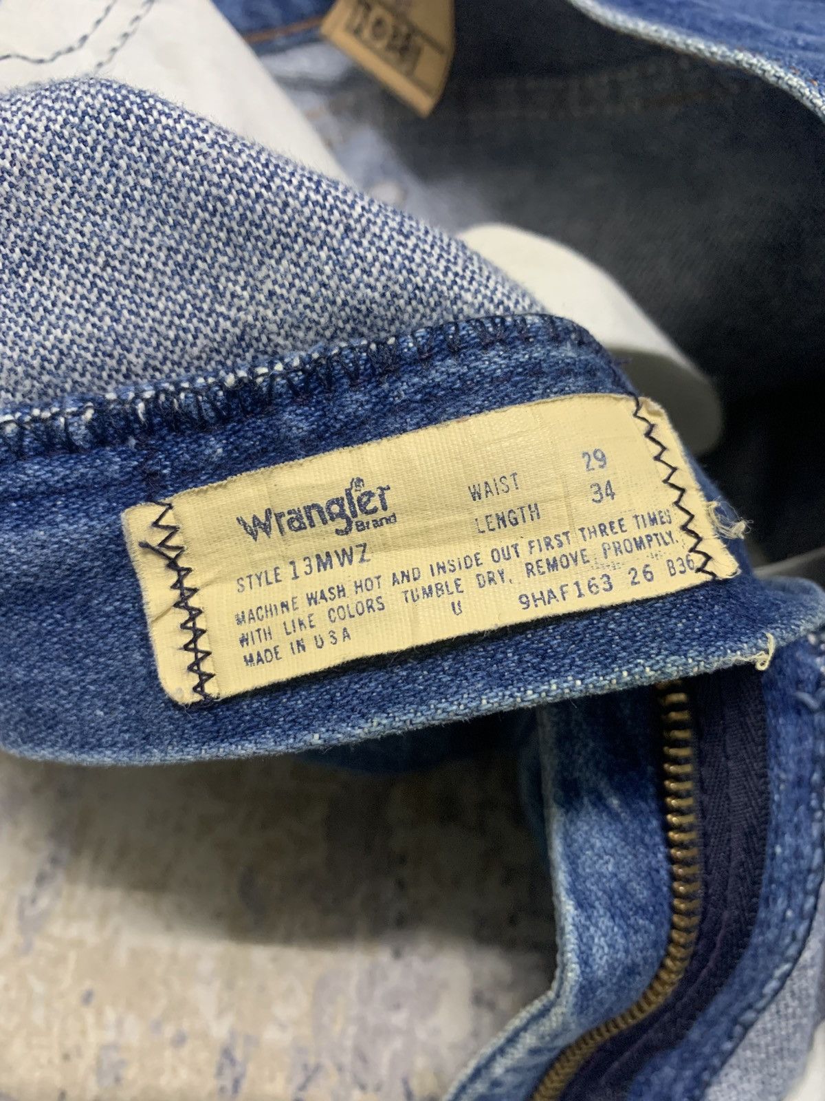 Vintage Vintage Wrangler Jeans Distressed Denim Size US 29 - 13 Thumbnail