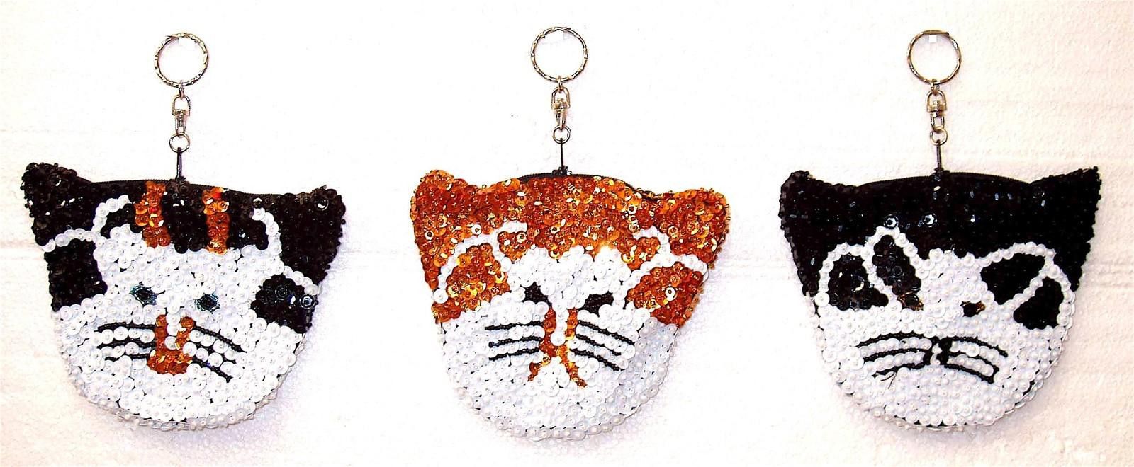 Designer Sequin Beaded Coin Purse Keychain 3 Friendly Cats Size ONE SIZE - 1 Preview