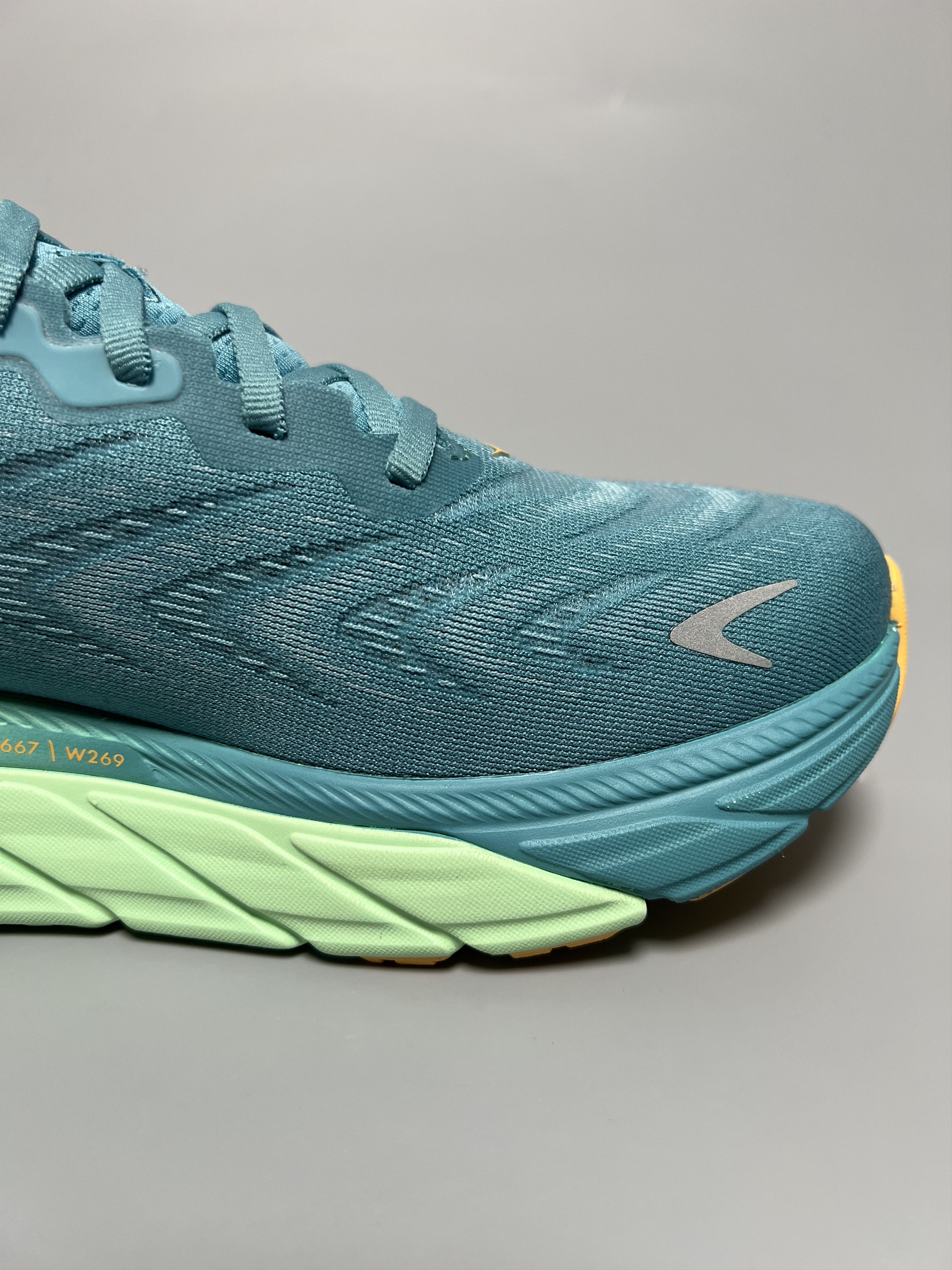 Hoka 9D Hoka One One Arahi 6 Running Shoes Walking Gym Size US 9 / EU 42 - 7 Thumbnail