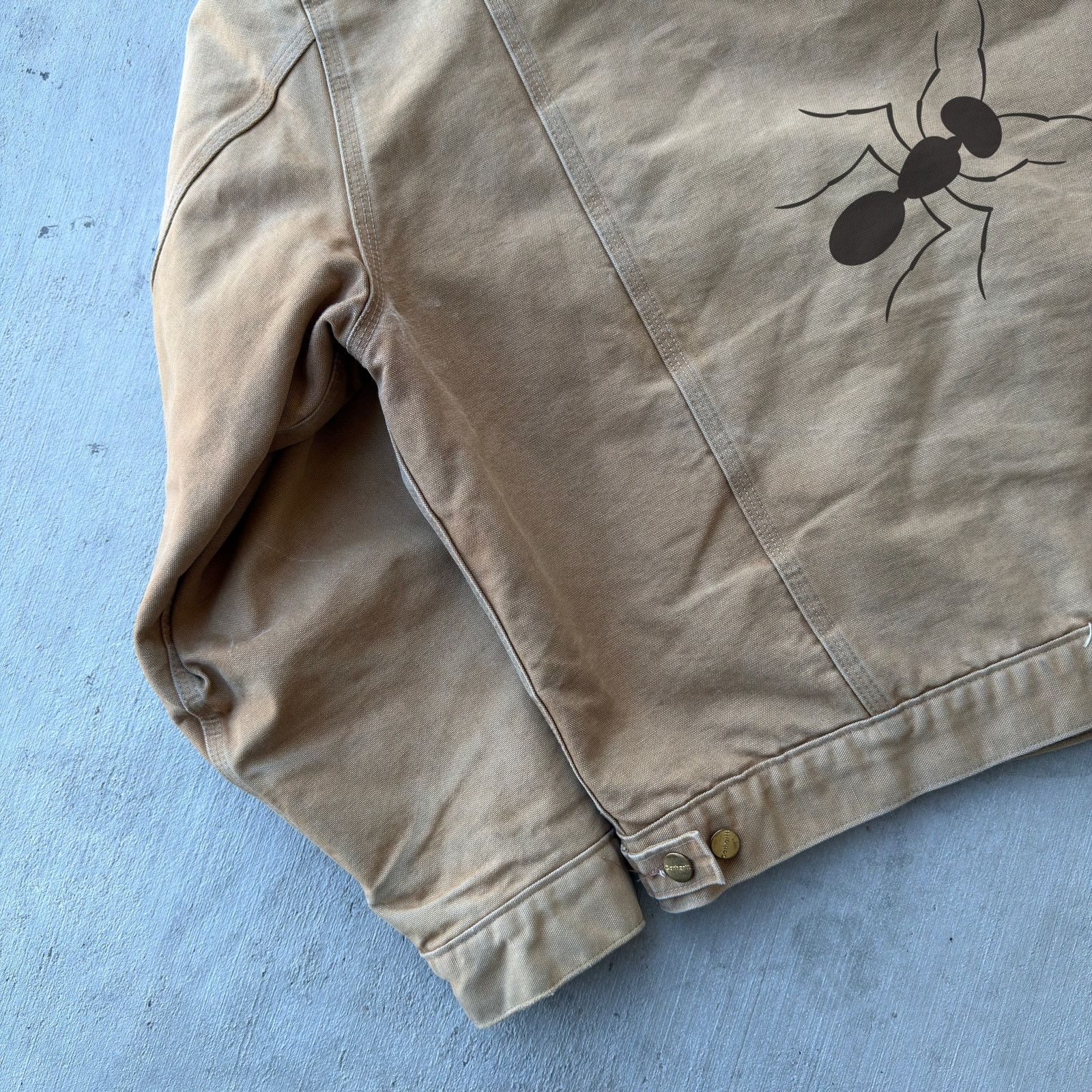 Vintage Y2K Carhartt J148 Brown trucker work wear jacket