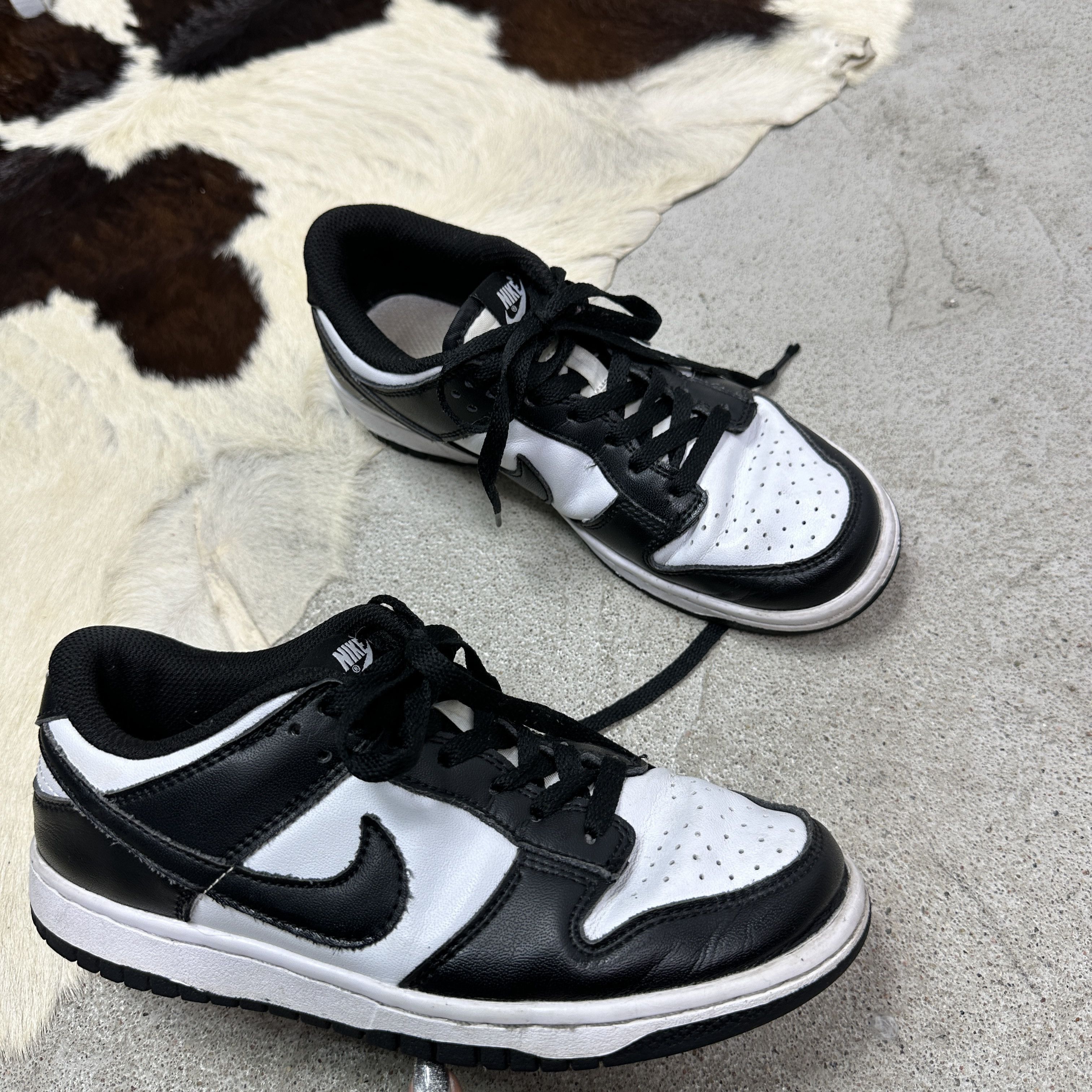 Nike Vintage Streetwear Nike Dunk Low Panda Sneakers 00s Size US 7.5 / IT 37.5 - 8 Thumbnail