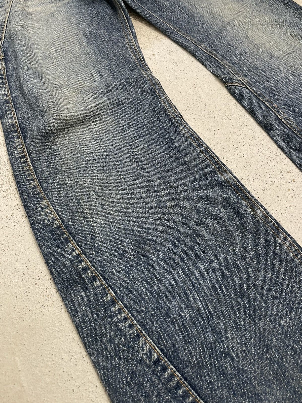Japanese Brand Heart Jeans Buckle Back Fold Denim Whisker Size US 29 - 7 Thumbnail