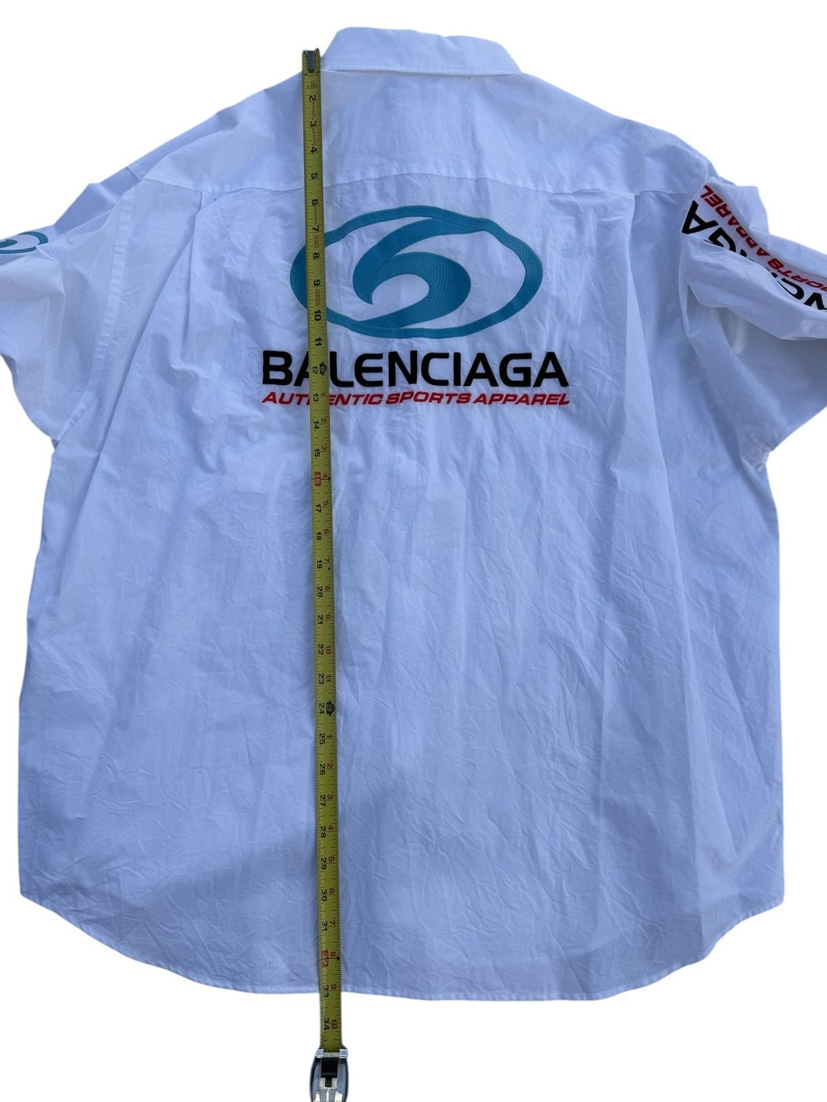 Balenciaga Balenciaga surfer button up shirt Size US XL / EU 56 / 4 - 12 Thumbnail