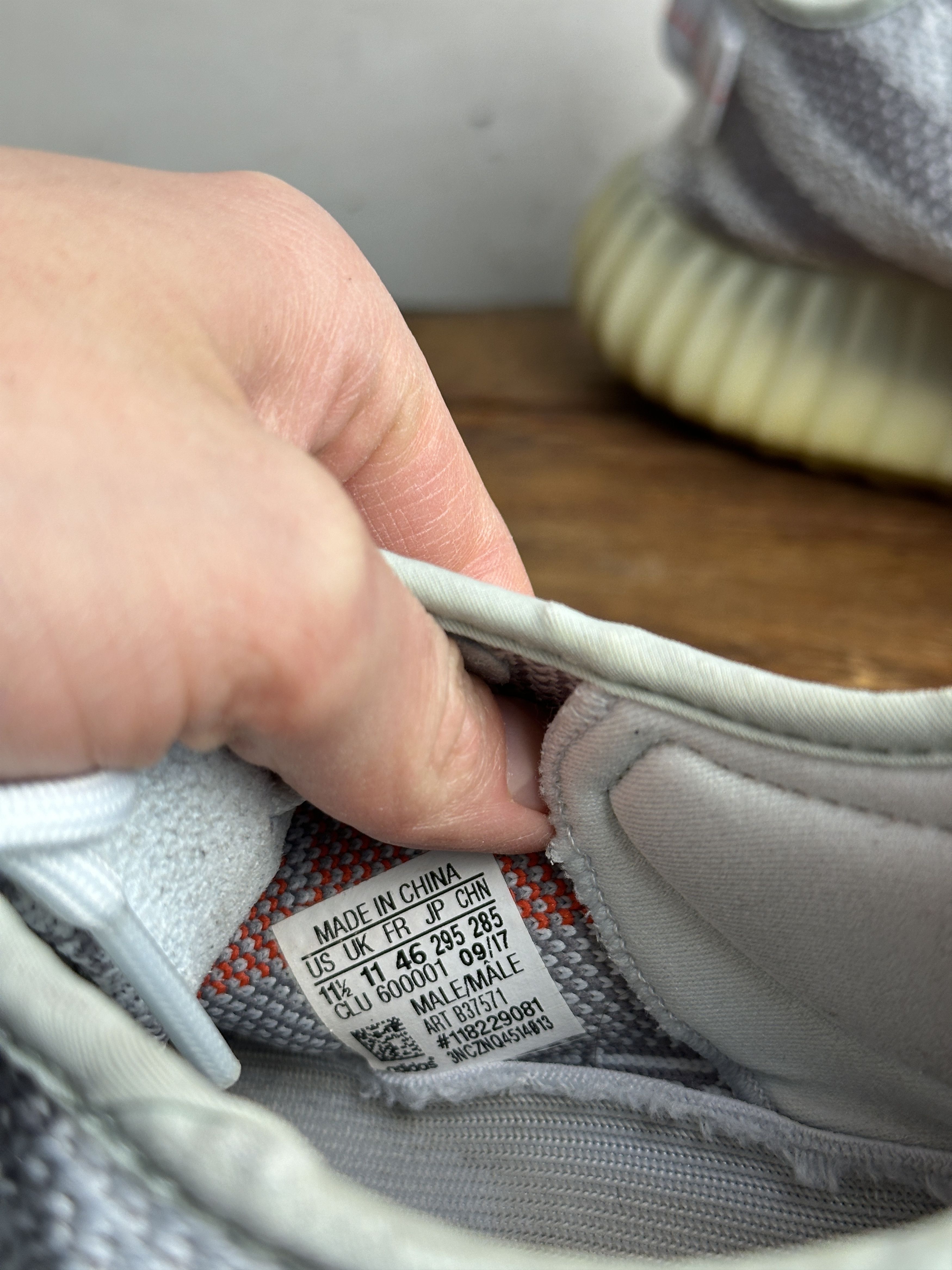 Adidas Adidas Yeezy Boost 350 V2 Blue Tint Size US 11.5 / EU 44-45 - 10 Thumbnail