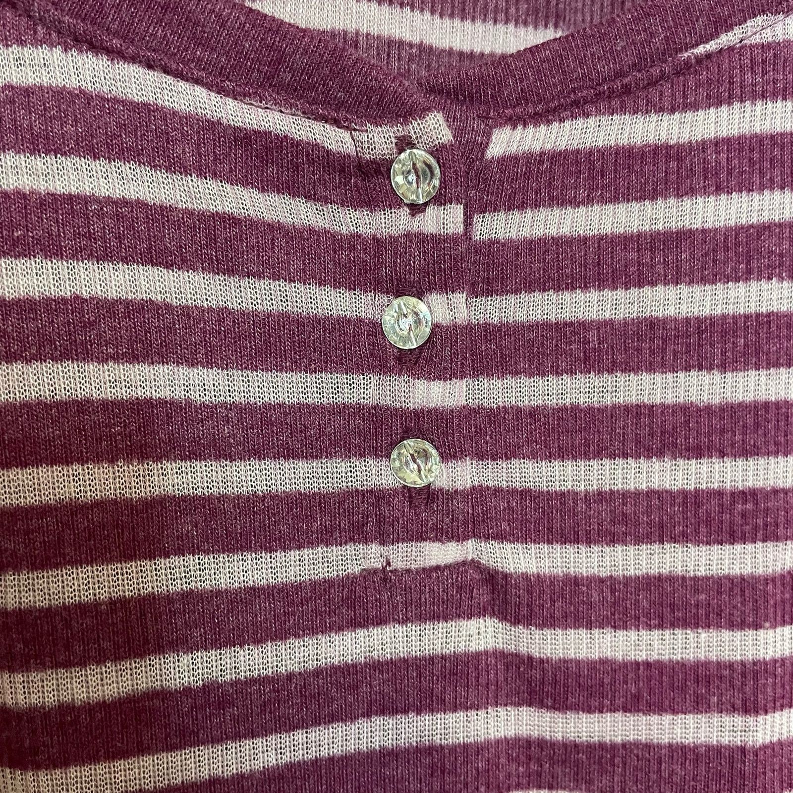 Juicy Couture Juicy Couture Purple Henley M Striped Scoop Neck Knit Y2K Size M / US 6-8 / IT 42-44 - 2 Thumbnail