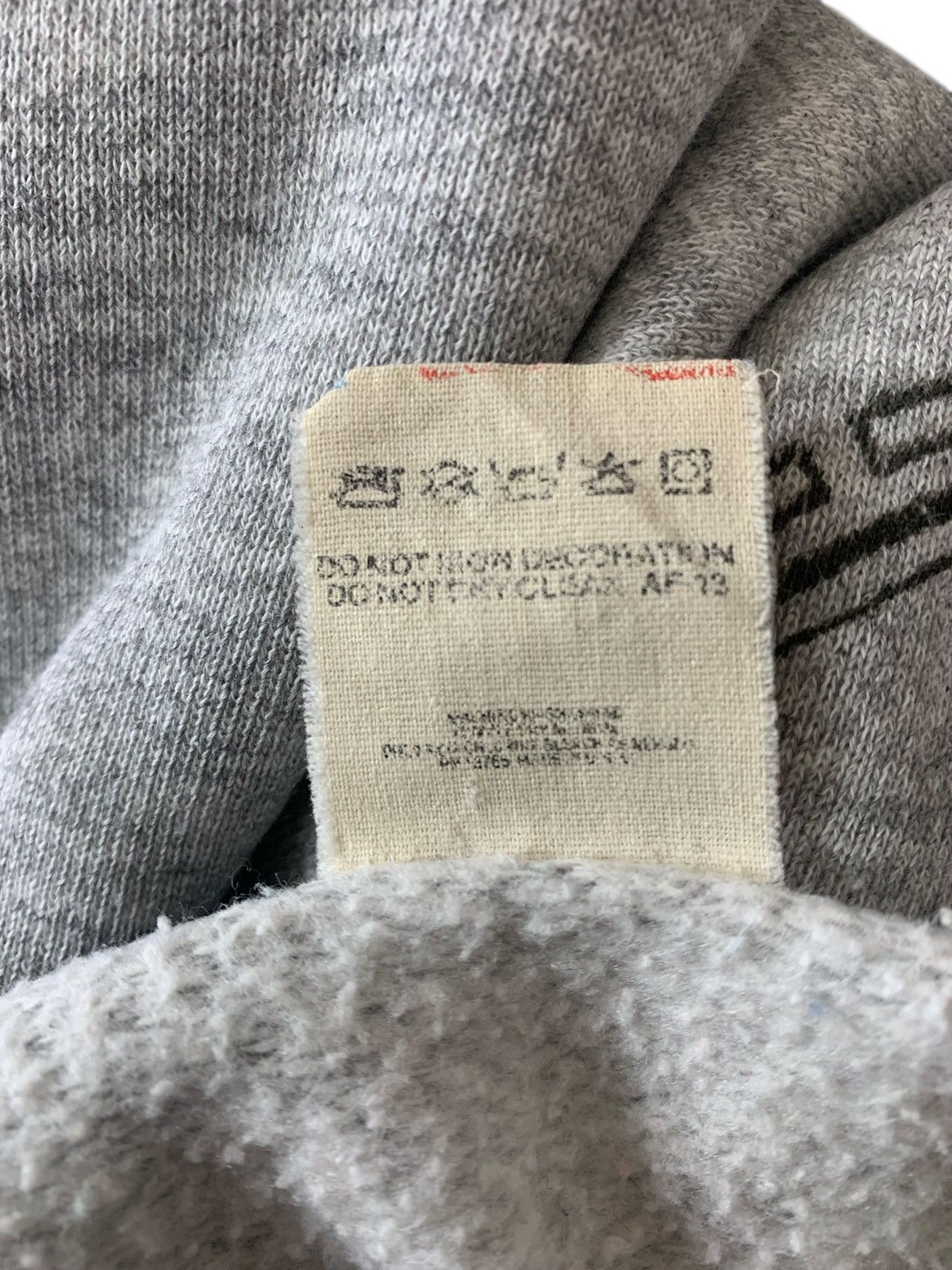 Fruit Of The Loom Vintage Fruit Of The Loom Made In Usa Sweatshirt Sweater Size US M / EU 48-50 / 2 - 11 Thumbnail