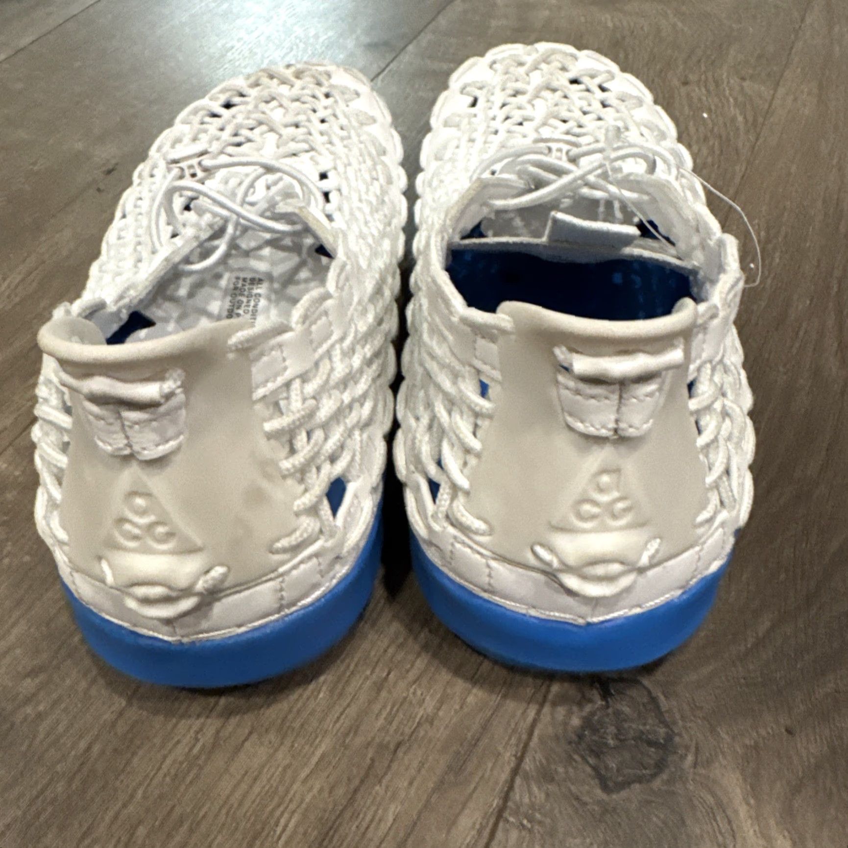 Nike Nike ACG Watercat Sneaker Men Low Top Summit White Light Photo Blue 6M/7.5W Shoes Casual Summer Fall Mens Footwear Size US 6 / EU 39 - 4 Thumbnail