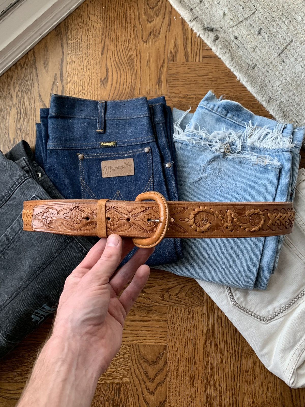 Vintage 1970s Tooled Leather Belt Vintage Weave 70s Big XL 40 Hippie Size ONE SIZE - 10 Thumbnail