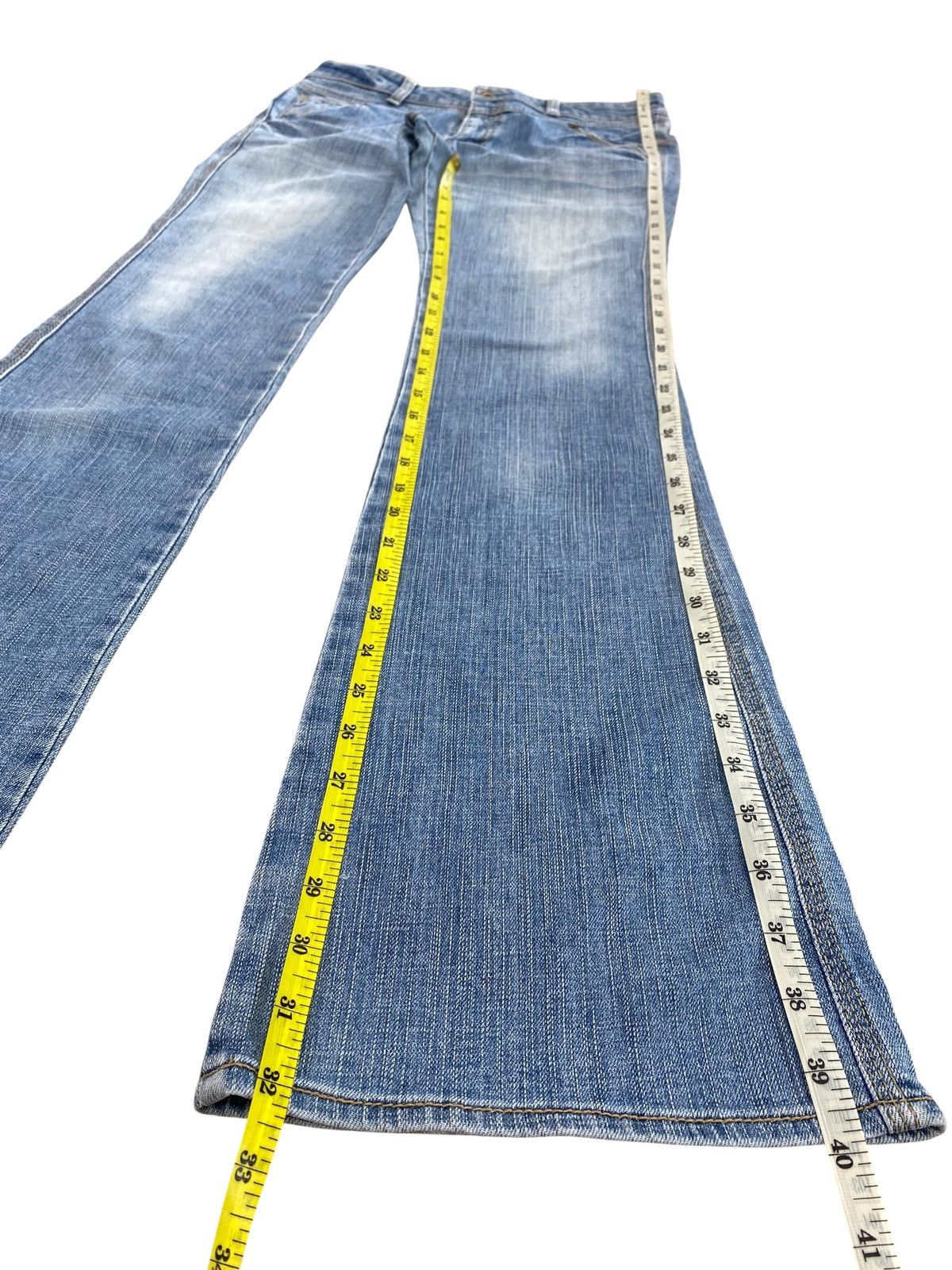Japanese Brand Queen’s Low Brand Faded Wash Style Flare Jeans Size US 30 / EU 46 - 12 Thumbnail