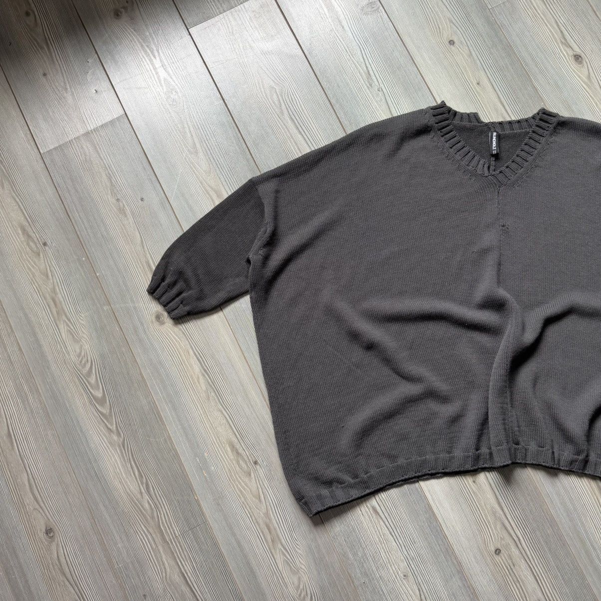 Rundholz Rundholz Avantgarde Crepe Wool Oversized V Neck Sweater Size ONE SIZE - 8 Thumbnail