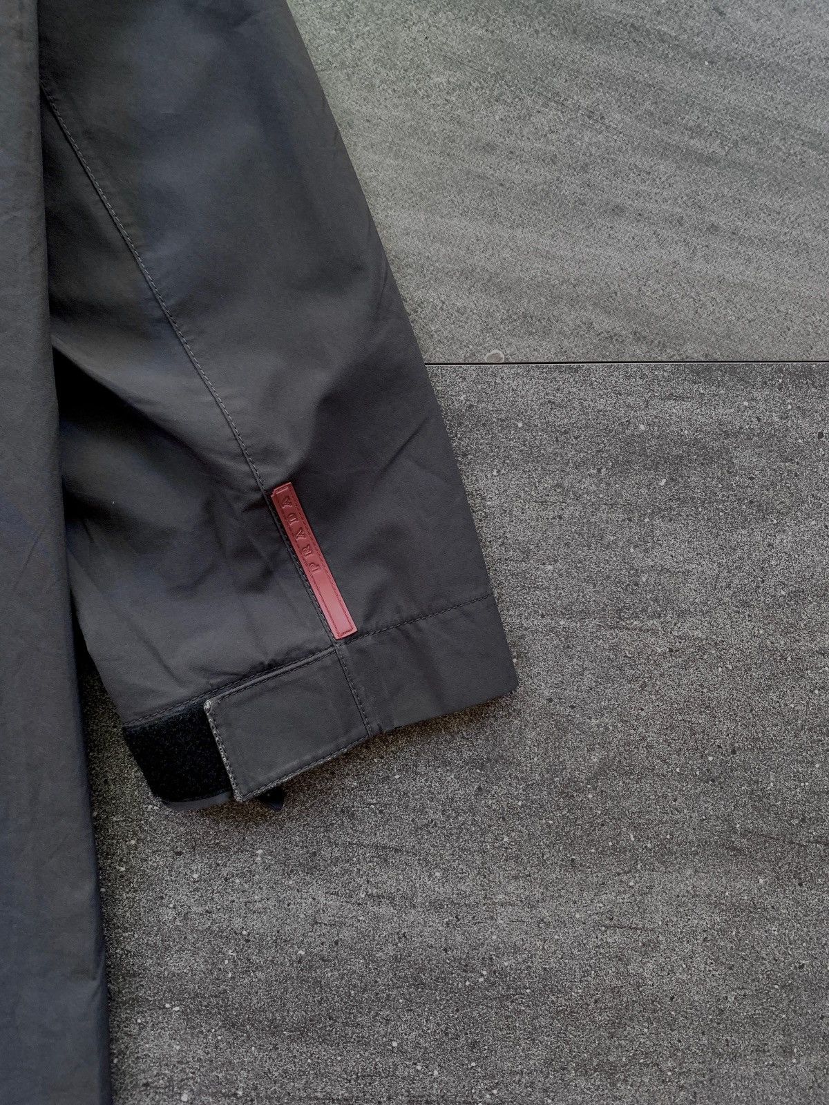 Prada FREE TAX! 2000s Goretex Convertible Hooded Coat Jacket Size US L / EU 52-54 / 3 - 16 Thumbnail