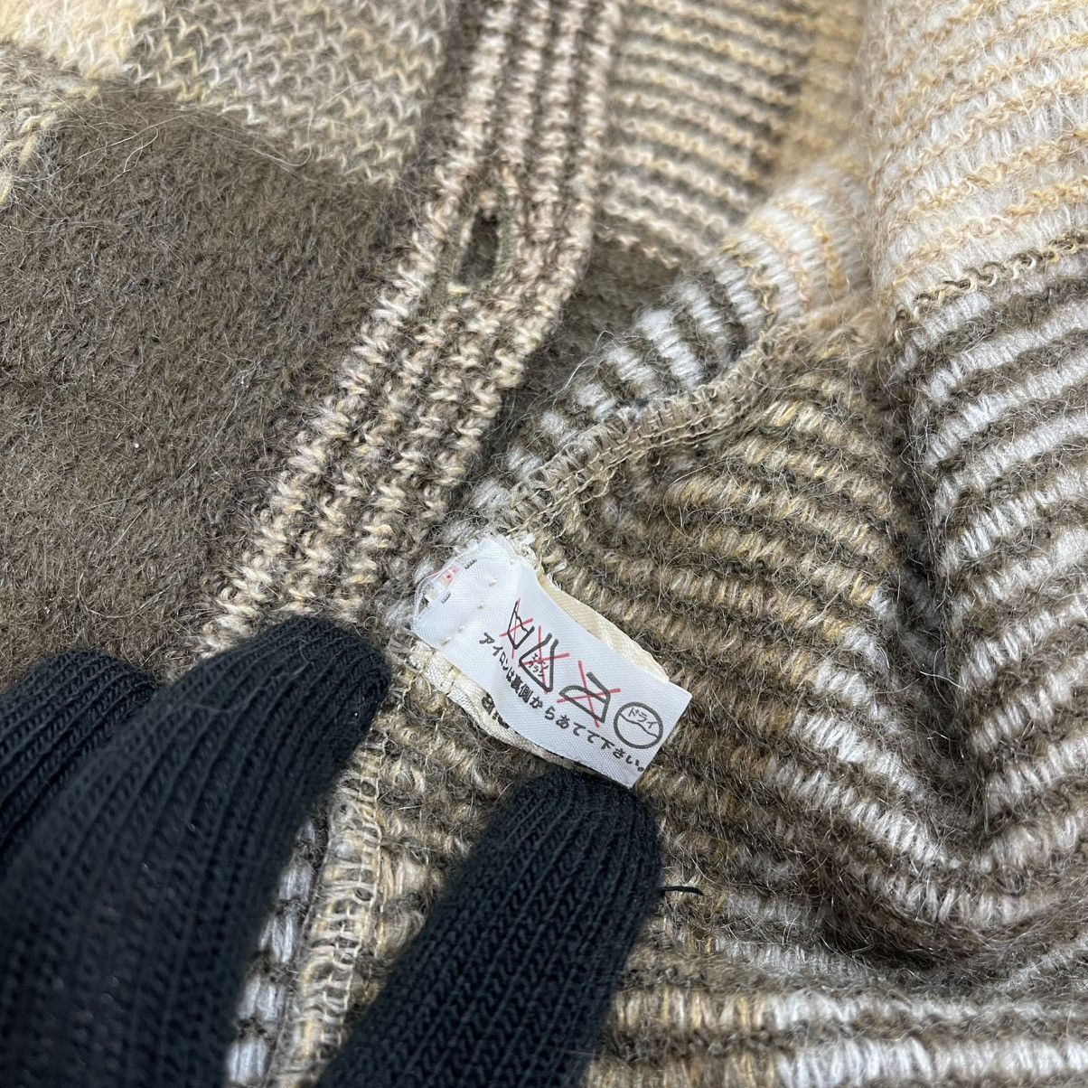 Etienne Aigner Etienne Aigner Vintage Knit Cardigan – Checkered Pattern Size M / US 6-8 / IT 42-44 - 8 Thumbnail