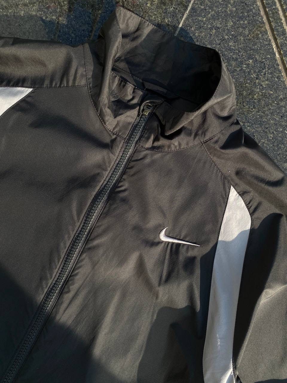 Nike × Vintage 90S NIKE RARE Y2K RETRO SWOOSH NYLON JACKET Size US L / EU 52-54 / 3 - 3 Thumbnail