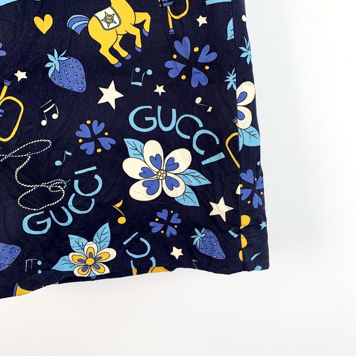 Gucci Gucci Floral Letter All-over Print Casual Shorts K26WX Size US 32 / EU 48 - 4 Thumbnail